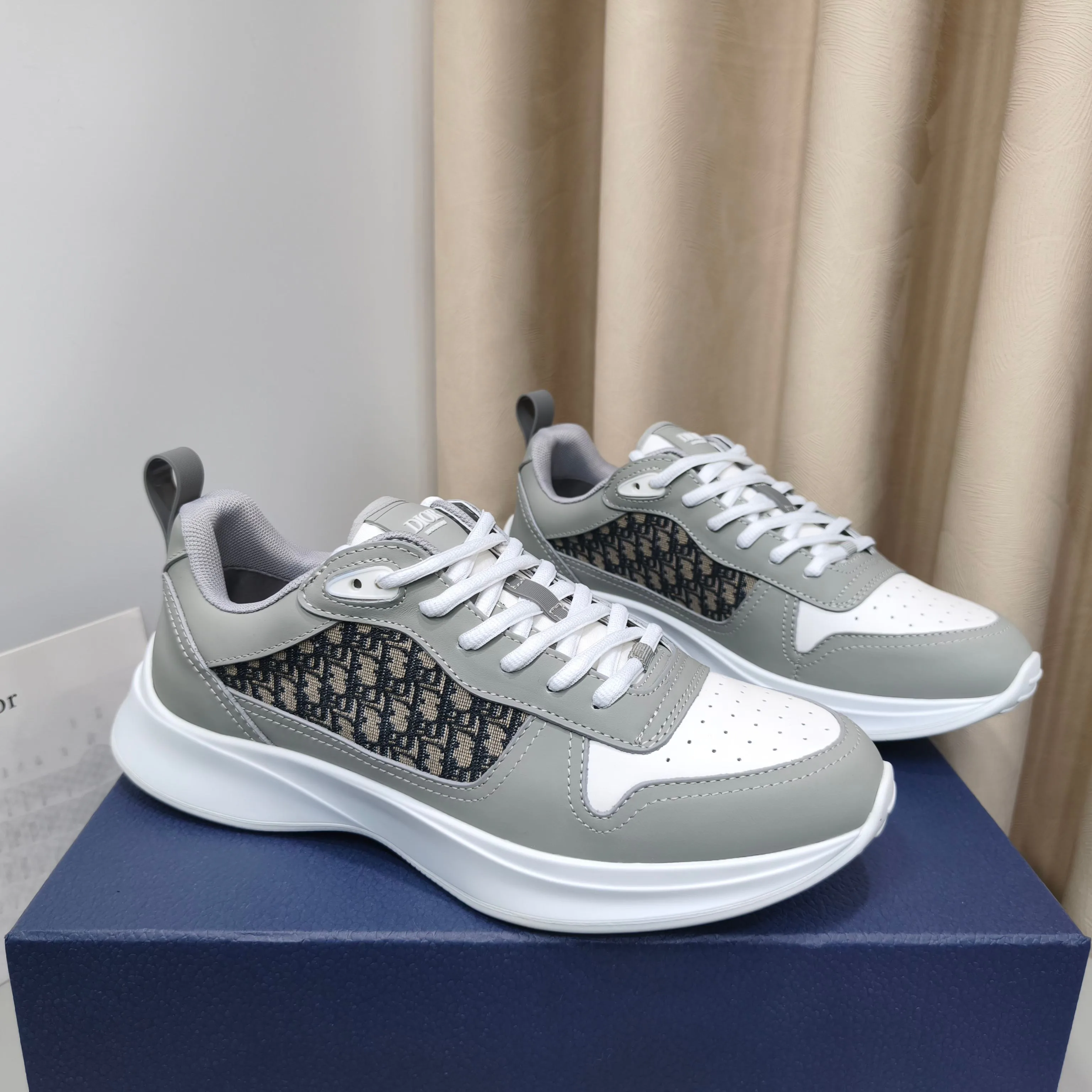 Men's Sneakers CHRISTIAN DIOR 17988980