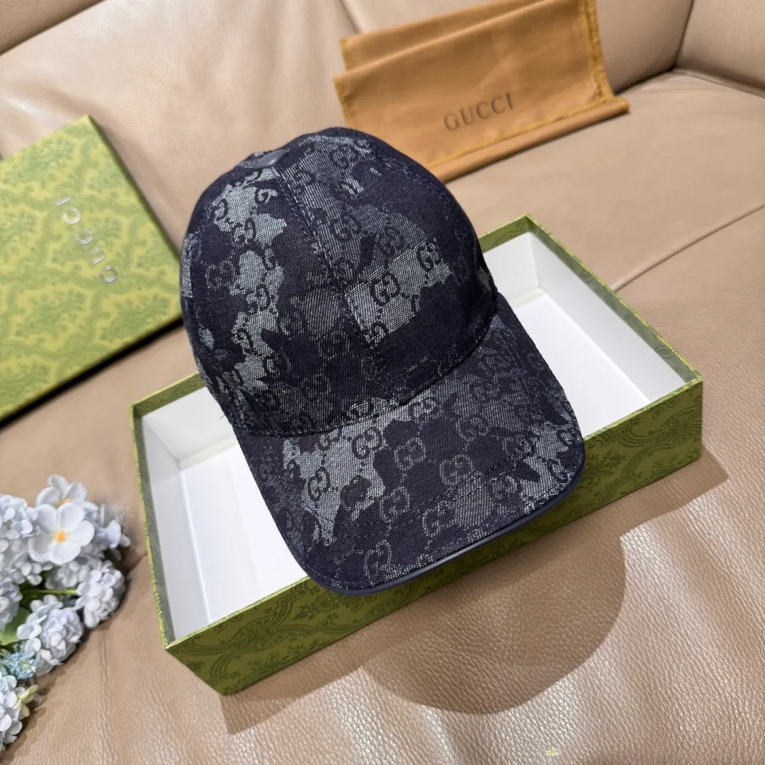 Hats GUCCI 18347051