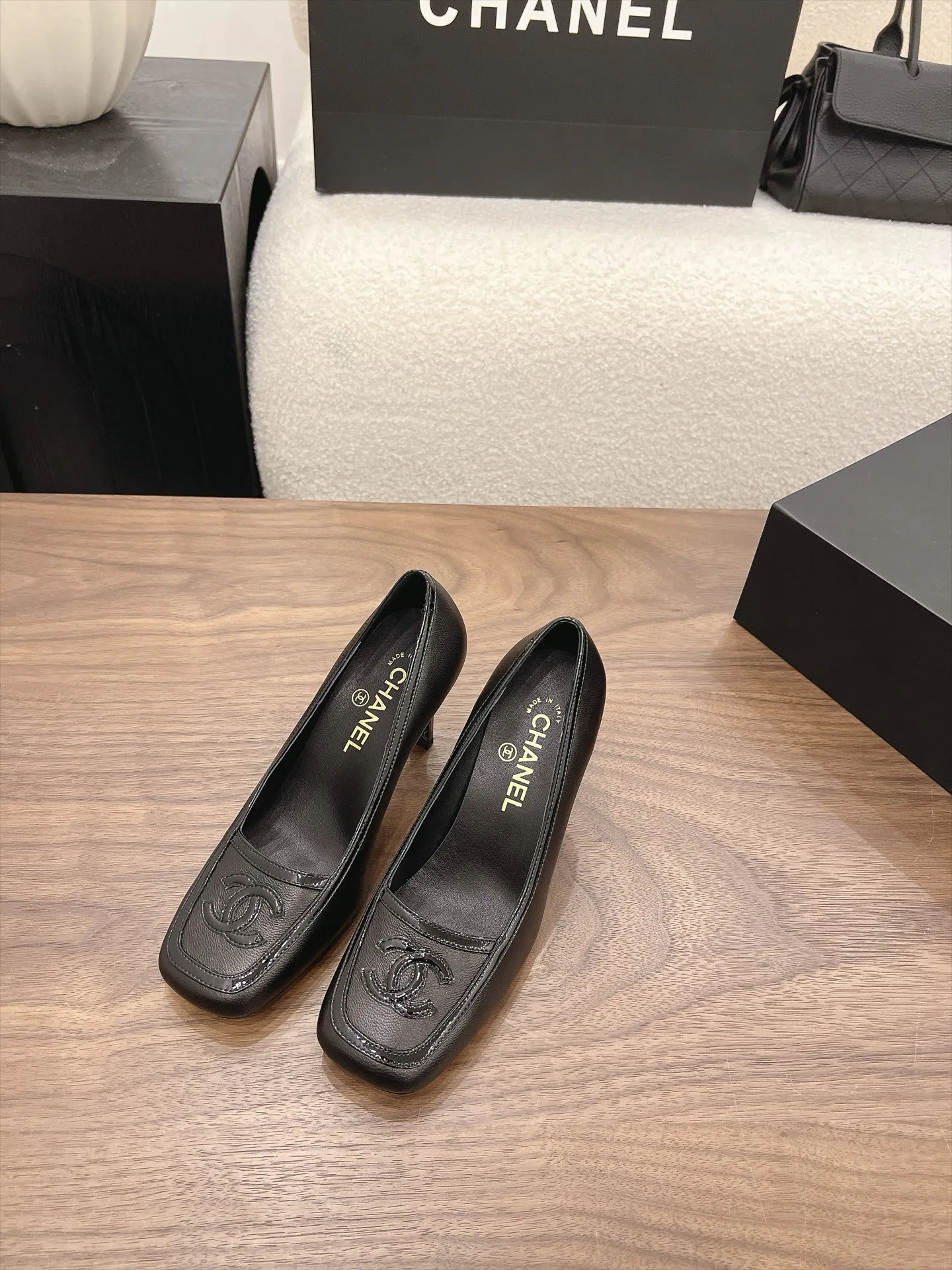 Women's Heels CHANEL 17802882