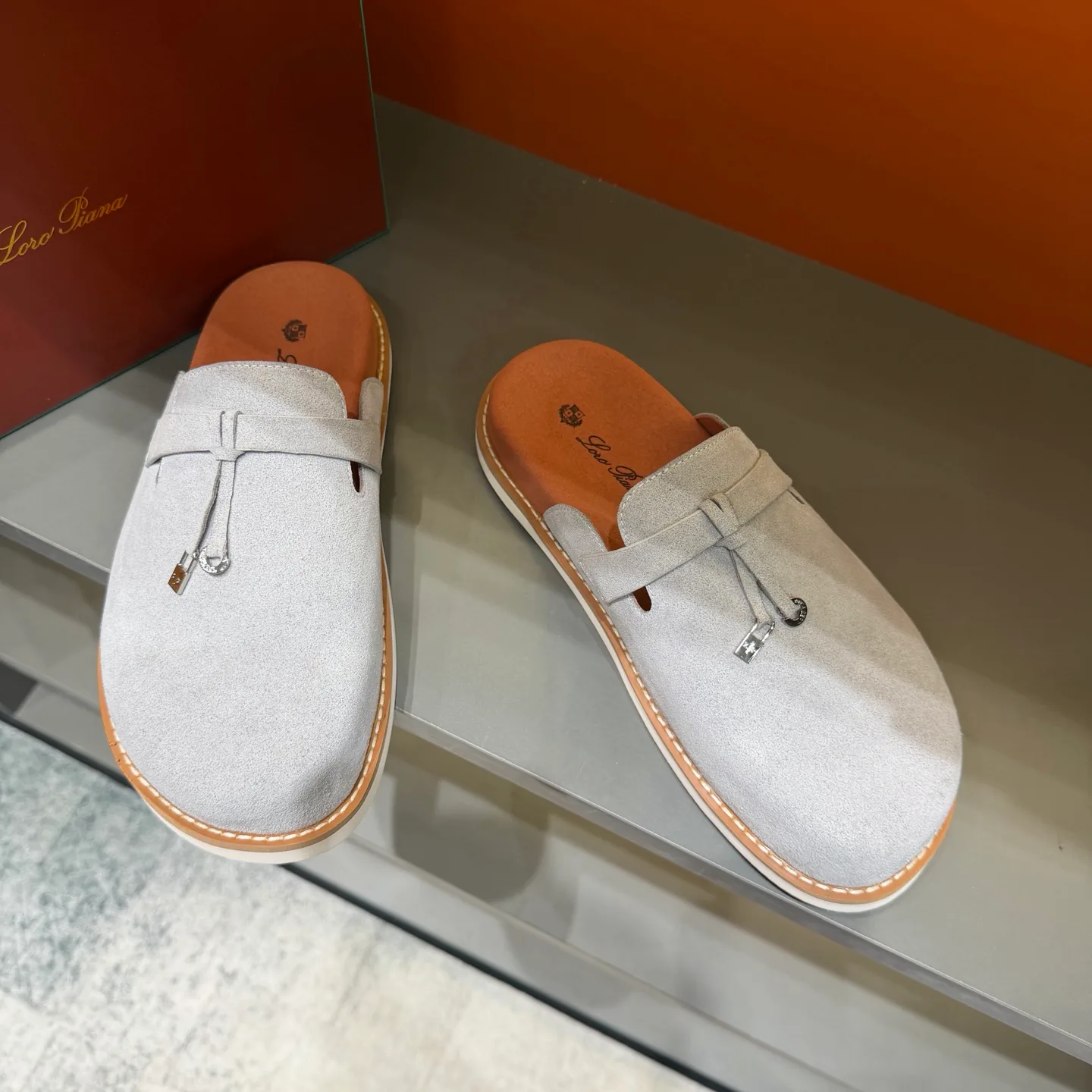Women's Mules And Clogs LORO PIANA 18400753