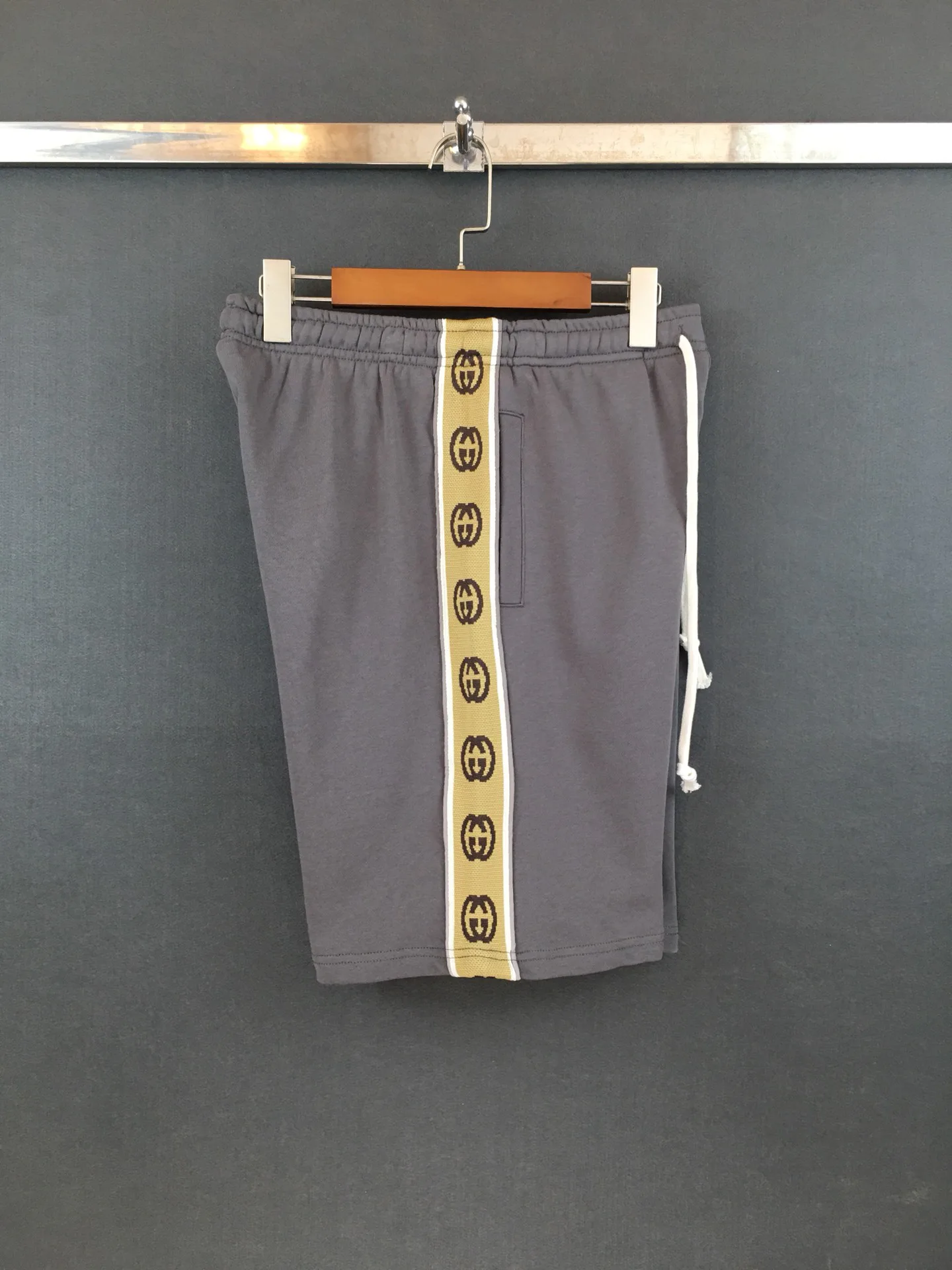 Women's Shorts GUCCI 17961265