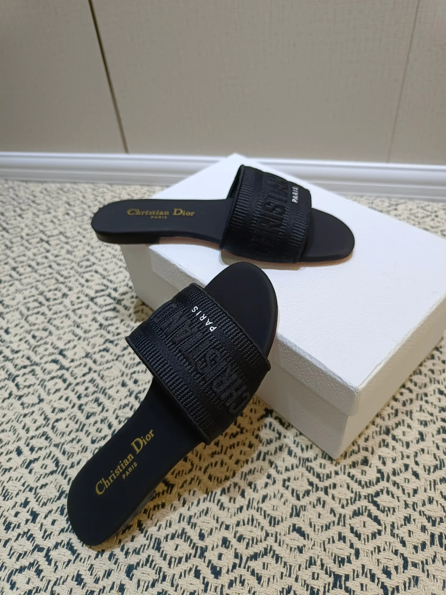 Women's Flip-Flops CHRISTIAN DIOR 17805882