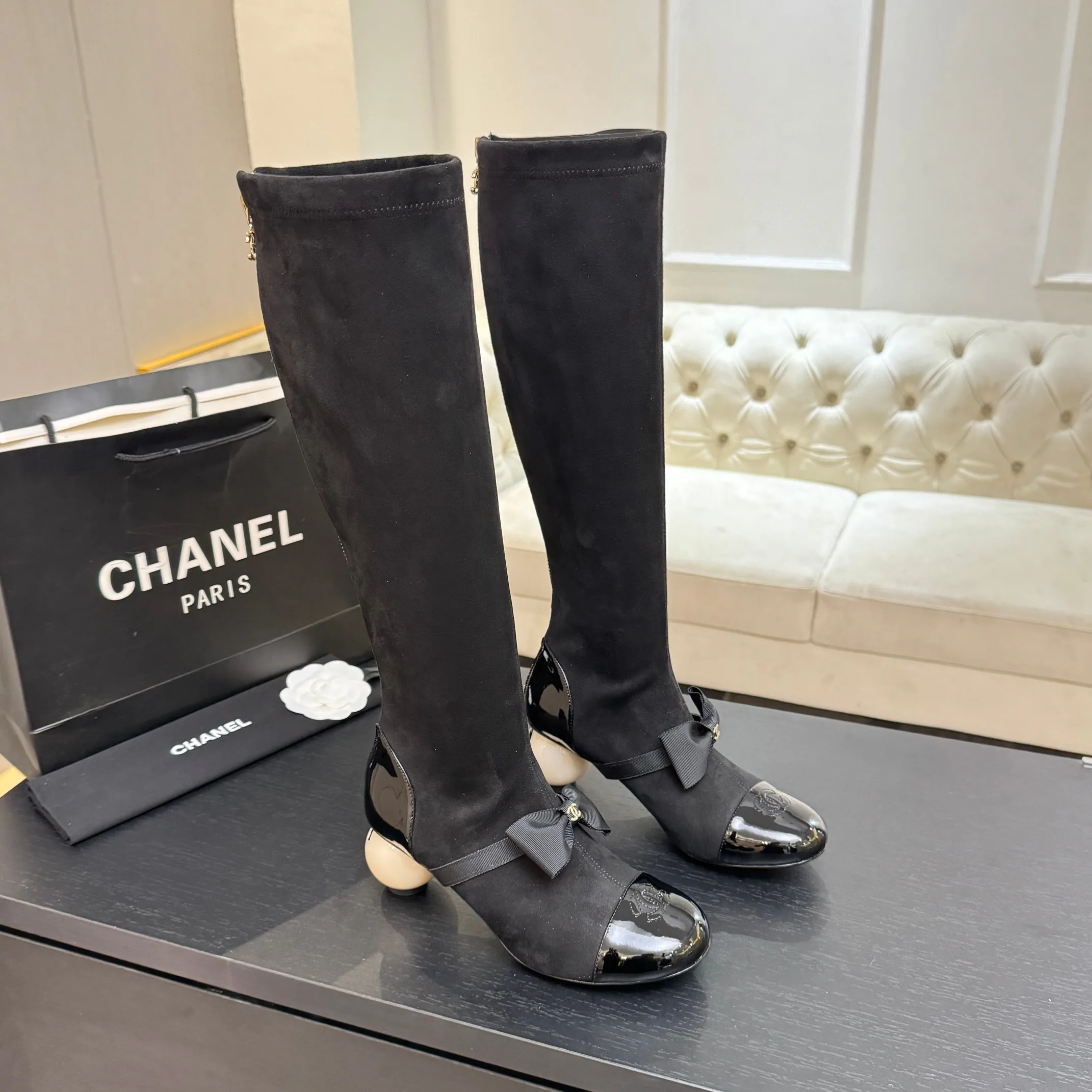 Women's Boots CHANEL 18063050