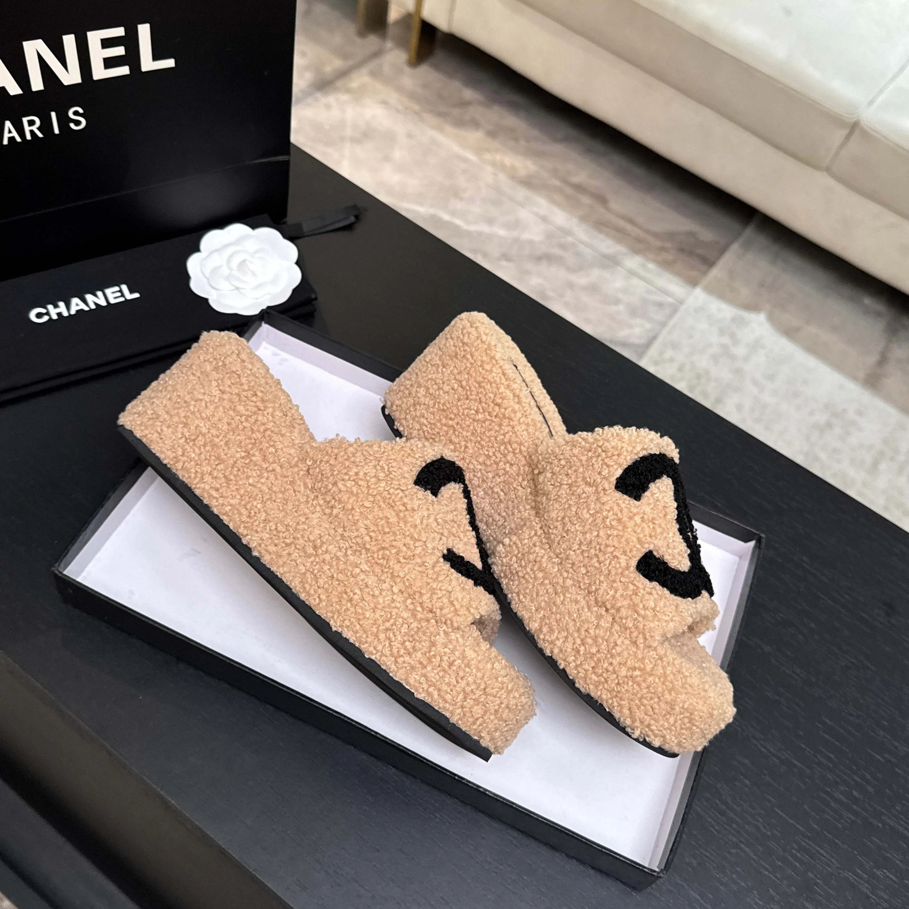 Women's Slippers CHANEL 18501004