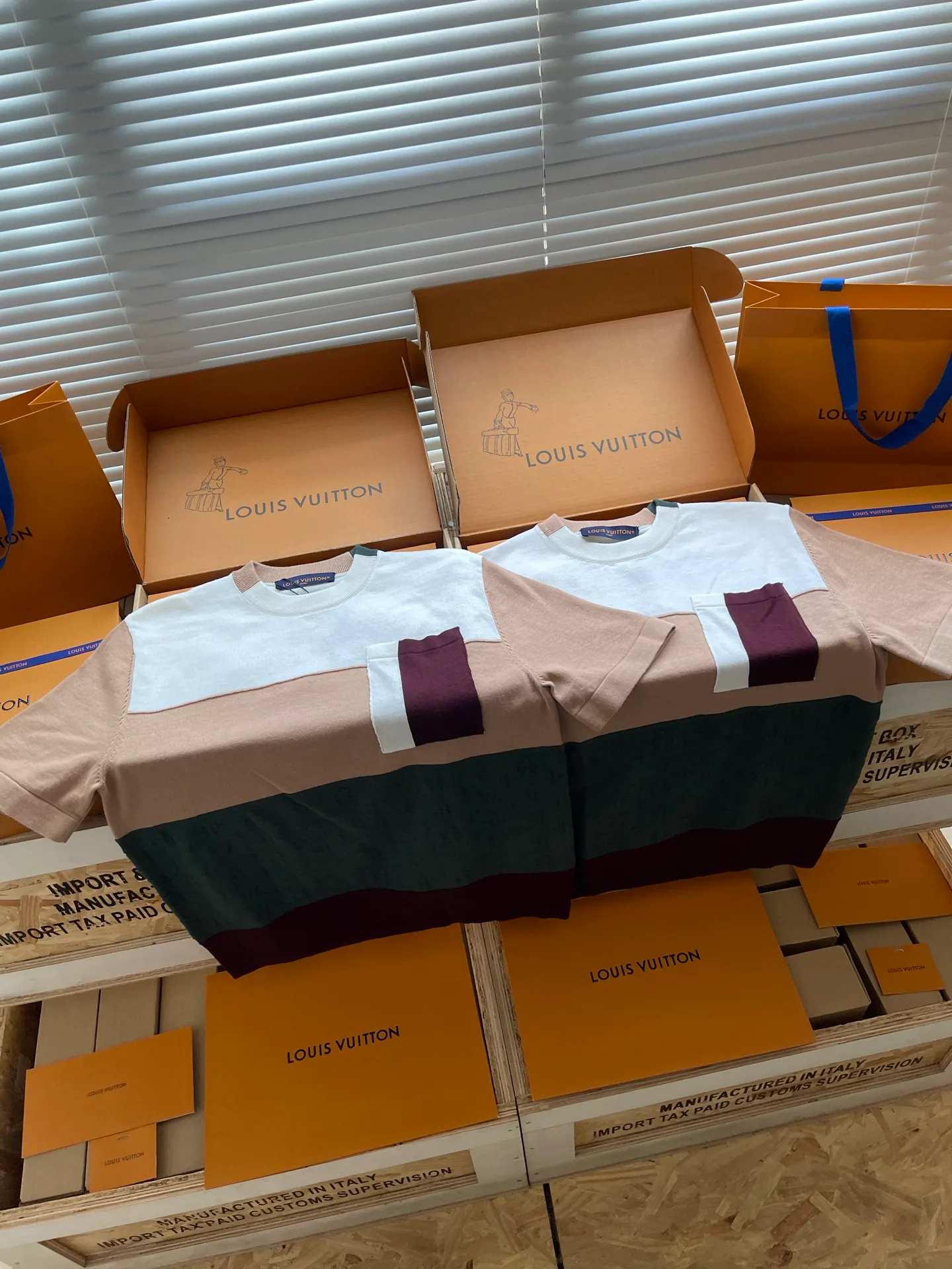 Men's T-Shirts LOUIS VUITTON 18414003