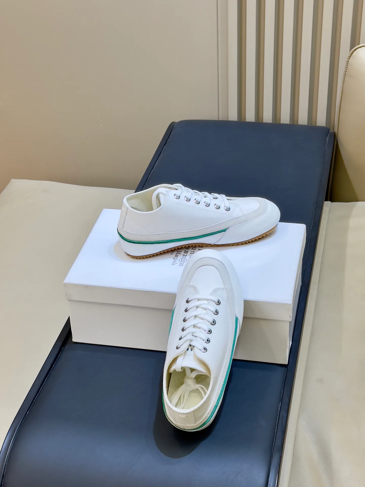 Women's Sneakers MAISON MARGIELA 18073445