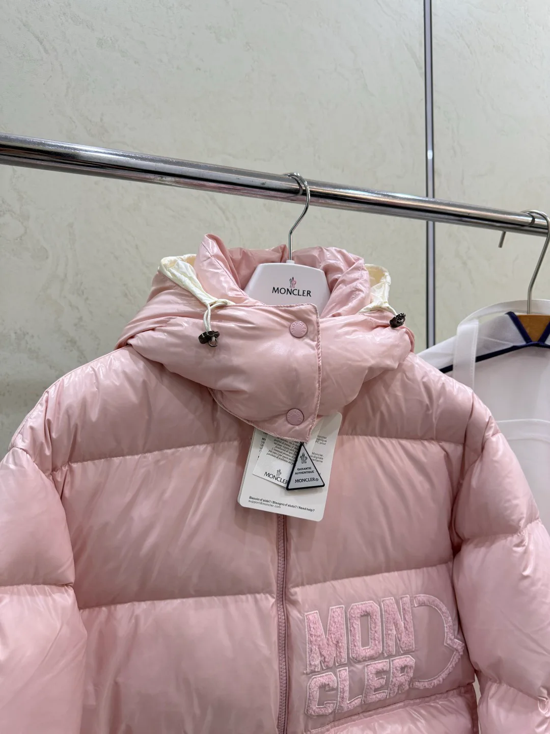 Куртки И Пуховики Мужские Moncler 18683792