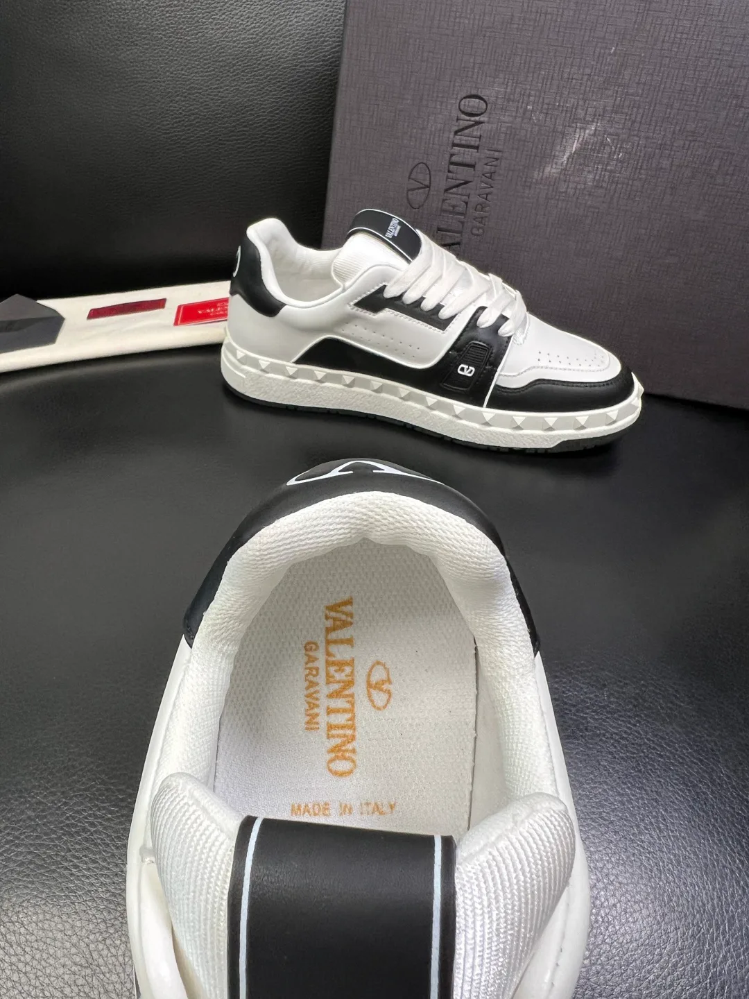 Кроссовки Мужские Valentino 18592277