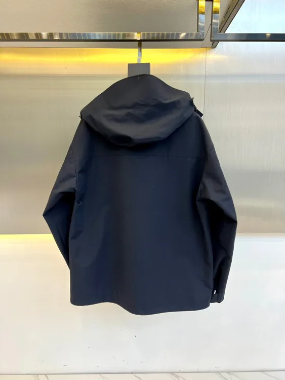 Men's Jackets And Down Jackets GUCCI 18416802