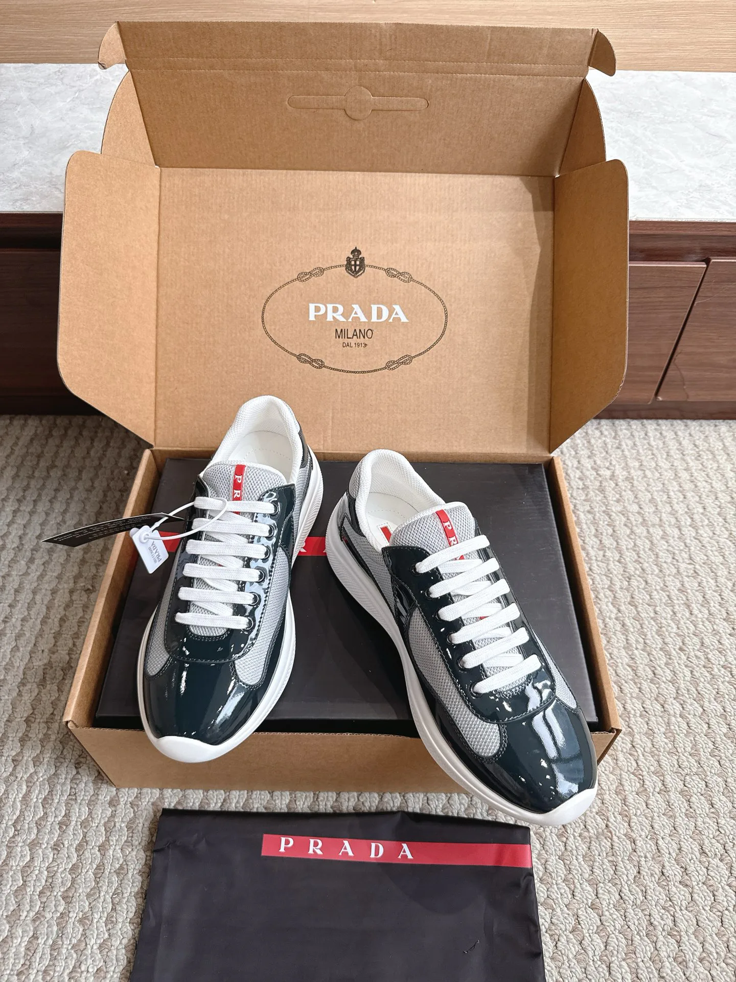 Women's Sneakers PRADA 17470429