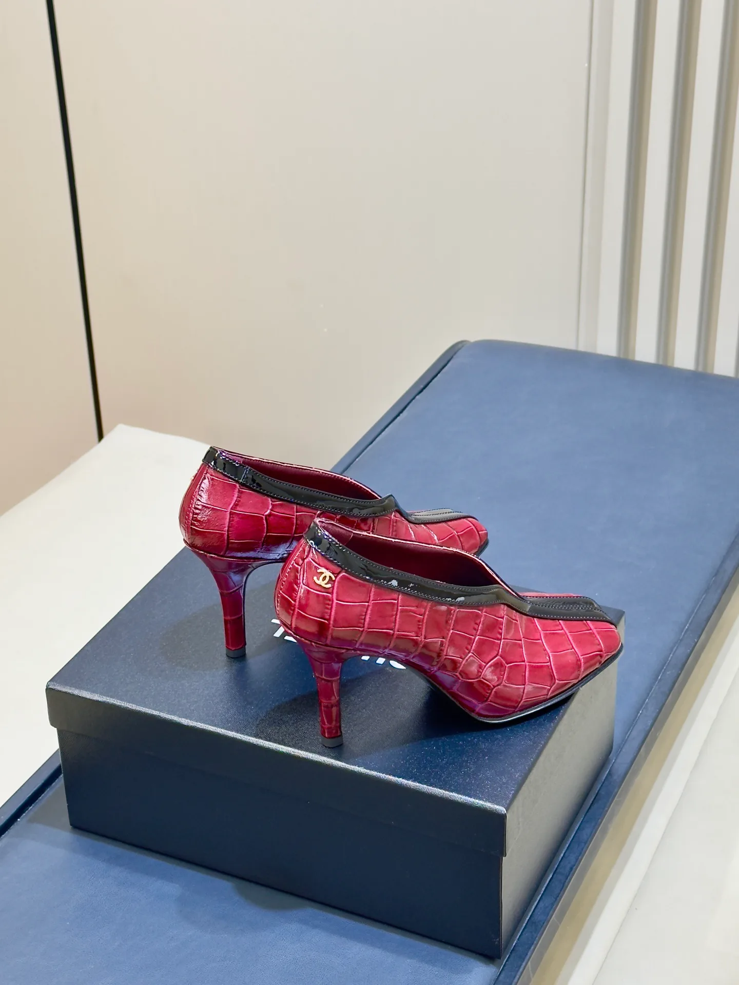 Women's Heels CHANEL 18073457