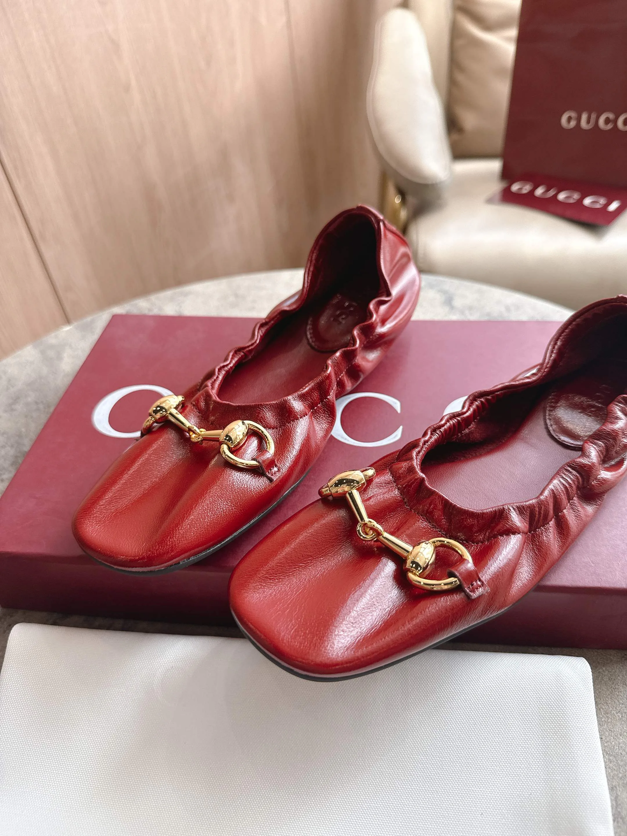 Women's Ballet Flats GUCCI 18484089
