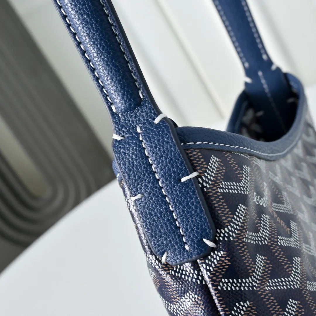 Women's Classic Handbags GOYARD 18005166