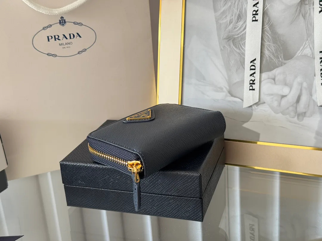 Women's Clutches PRADA 17999925