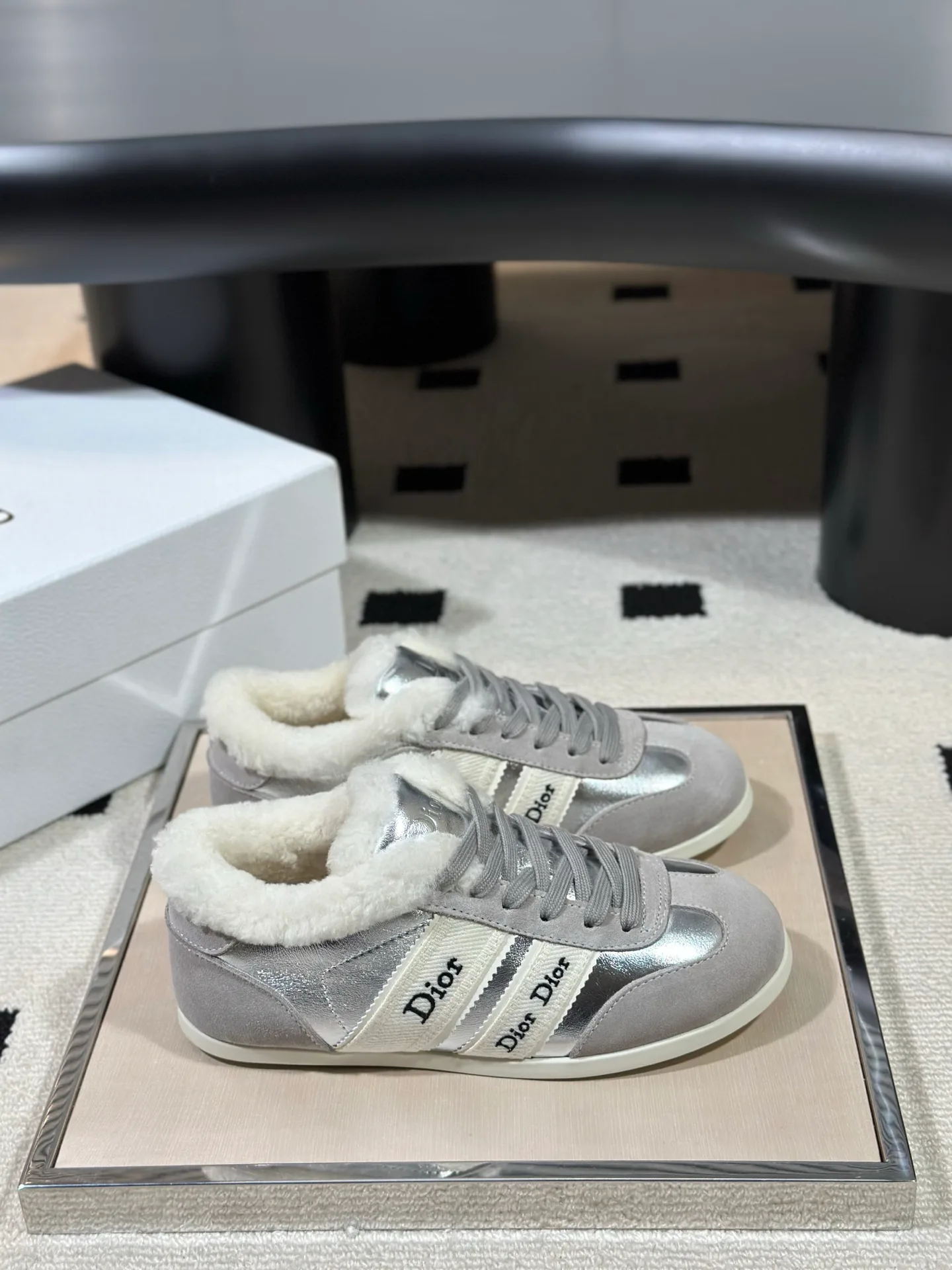 Women's Sneakers CHRISTIAN DIOR 18366777