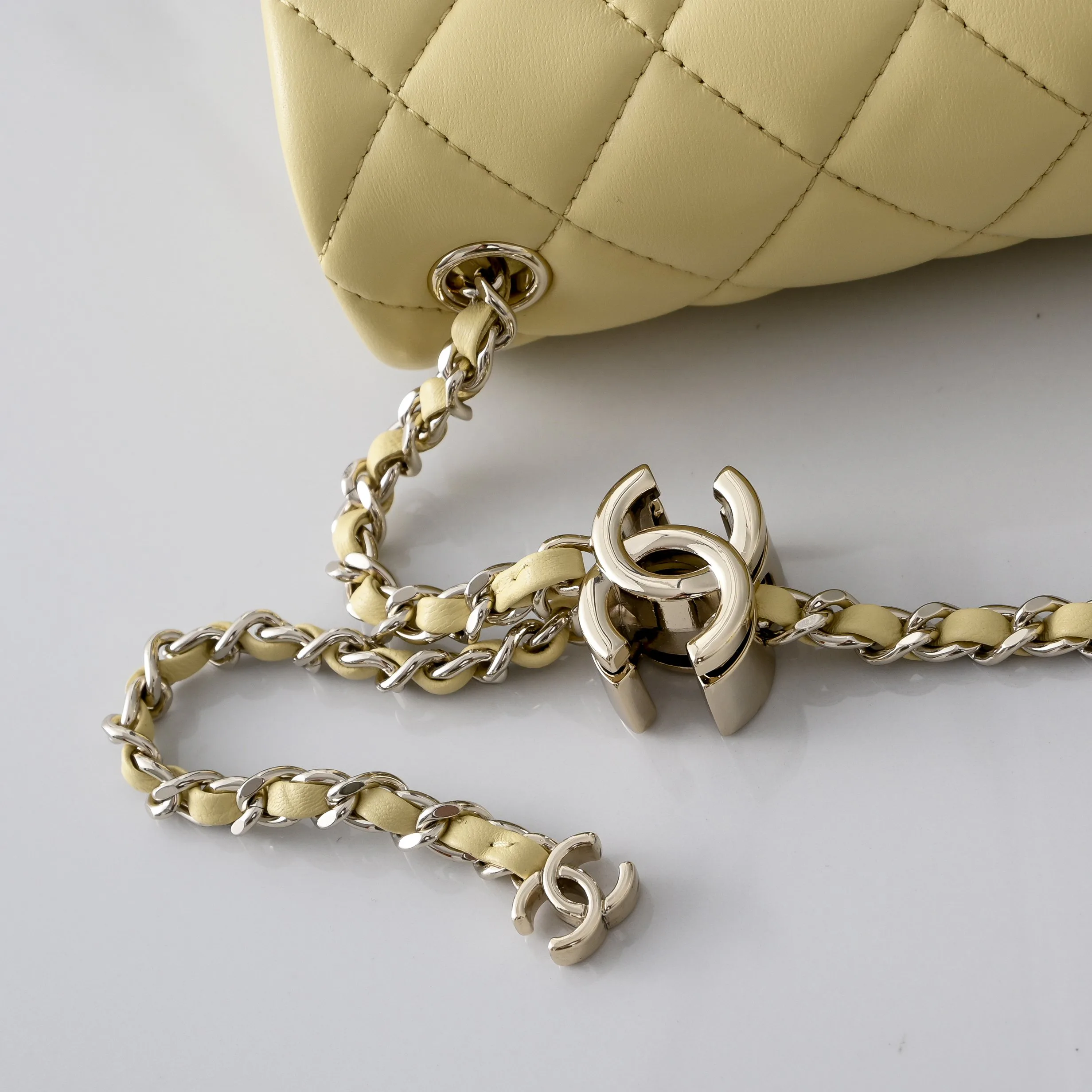 Women's Classic Handbags CHANEL 18148077
