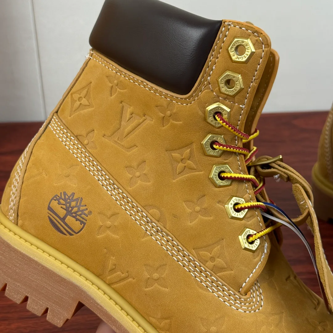 Men's Ankle Boots LOUIS VUITTON 18230765