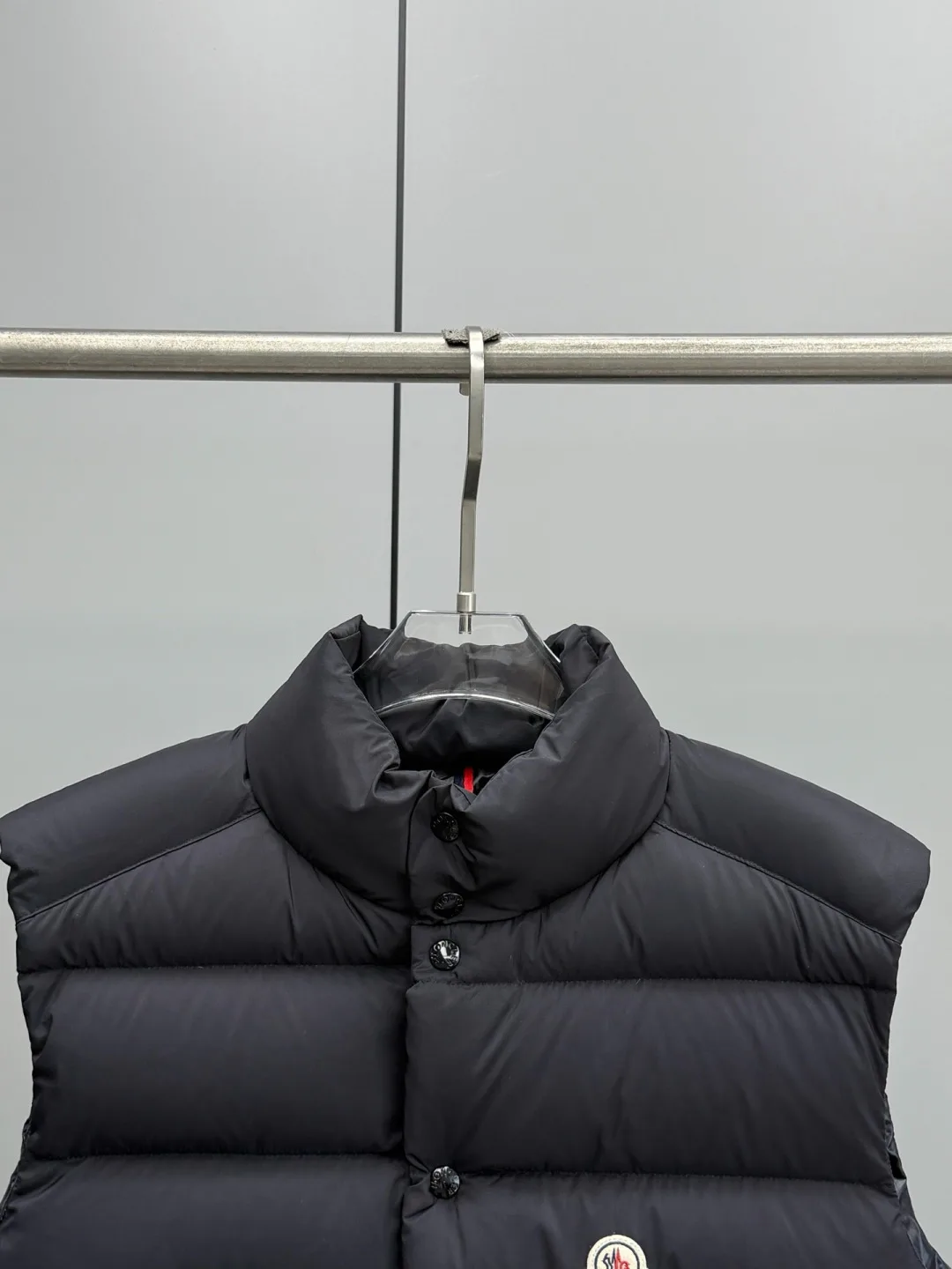 Men's Vests MONCLER 18450504