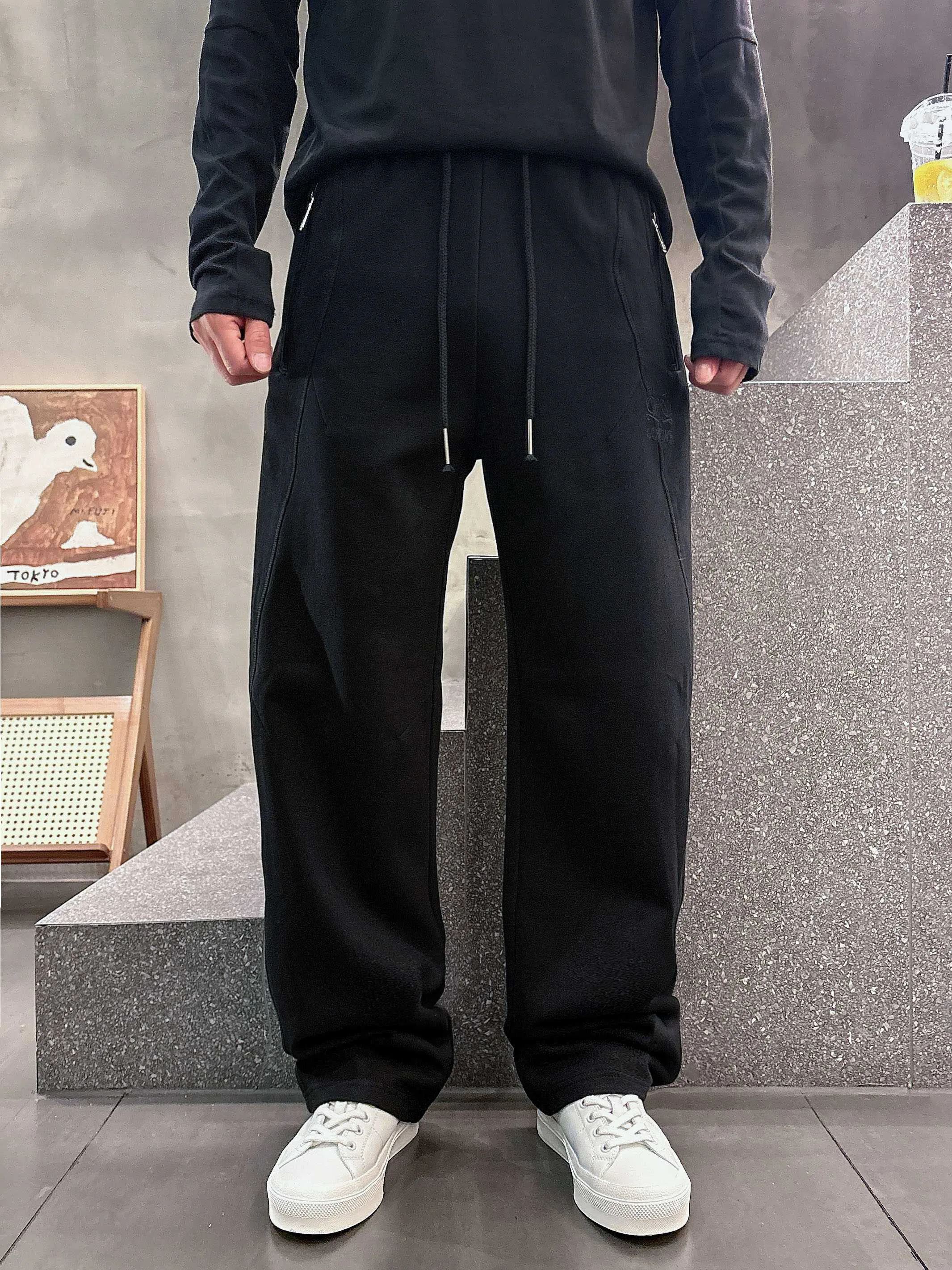 Men's Trousers LOEWE 18368684