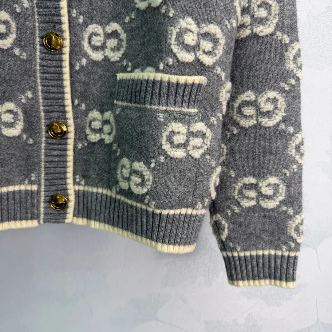 Women's Jumpers And Sweaters GUCCI 18211539