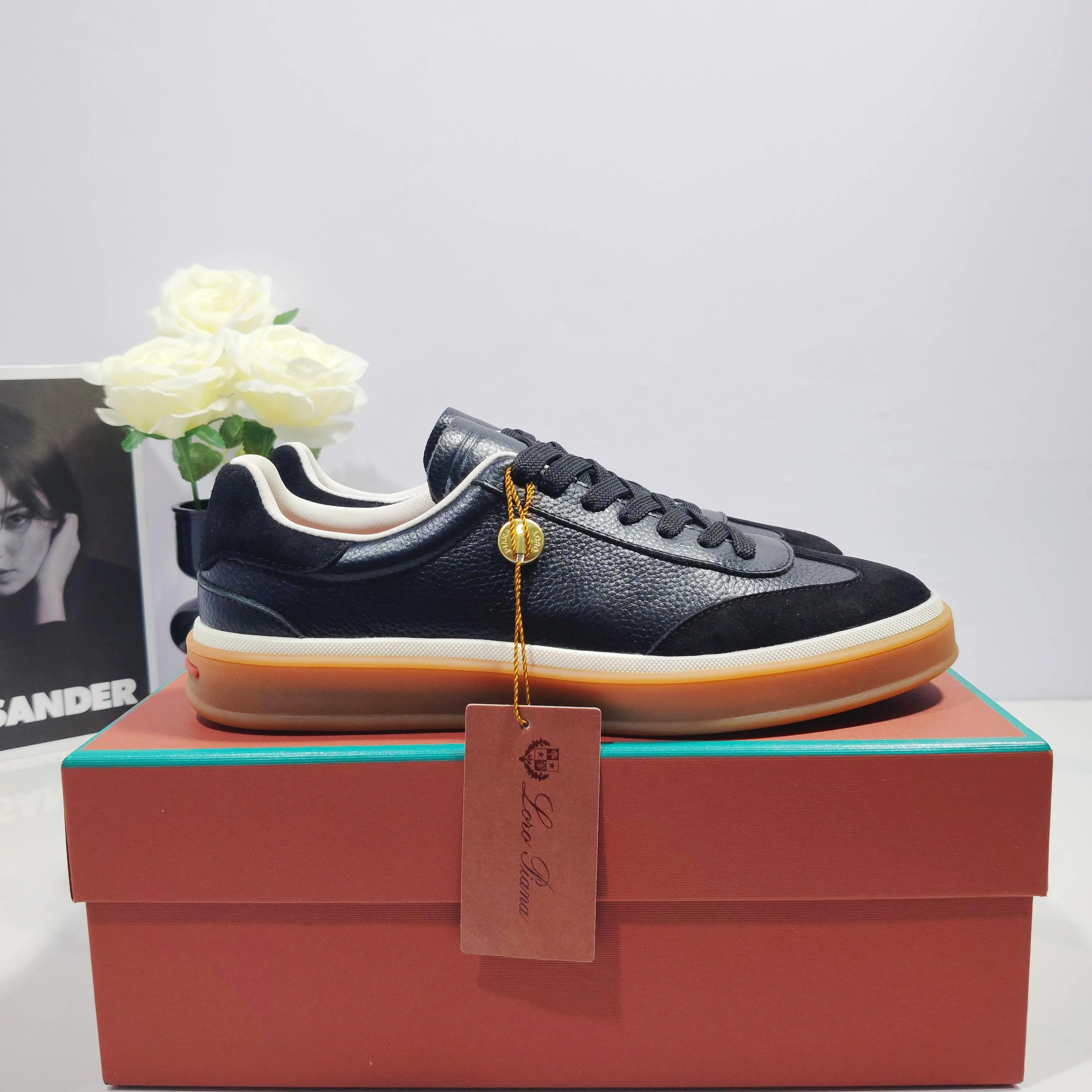 Women's Sneakers LORO PIANA 17961929