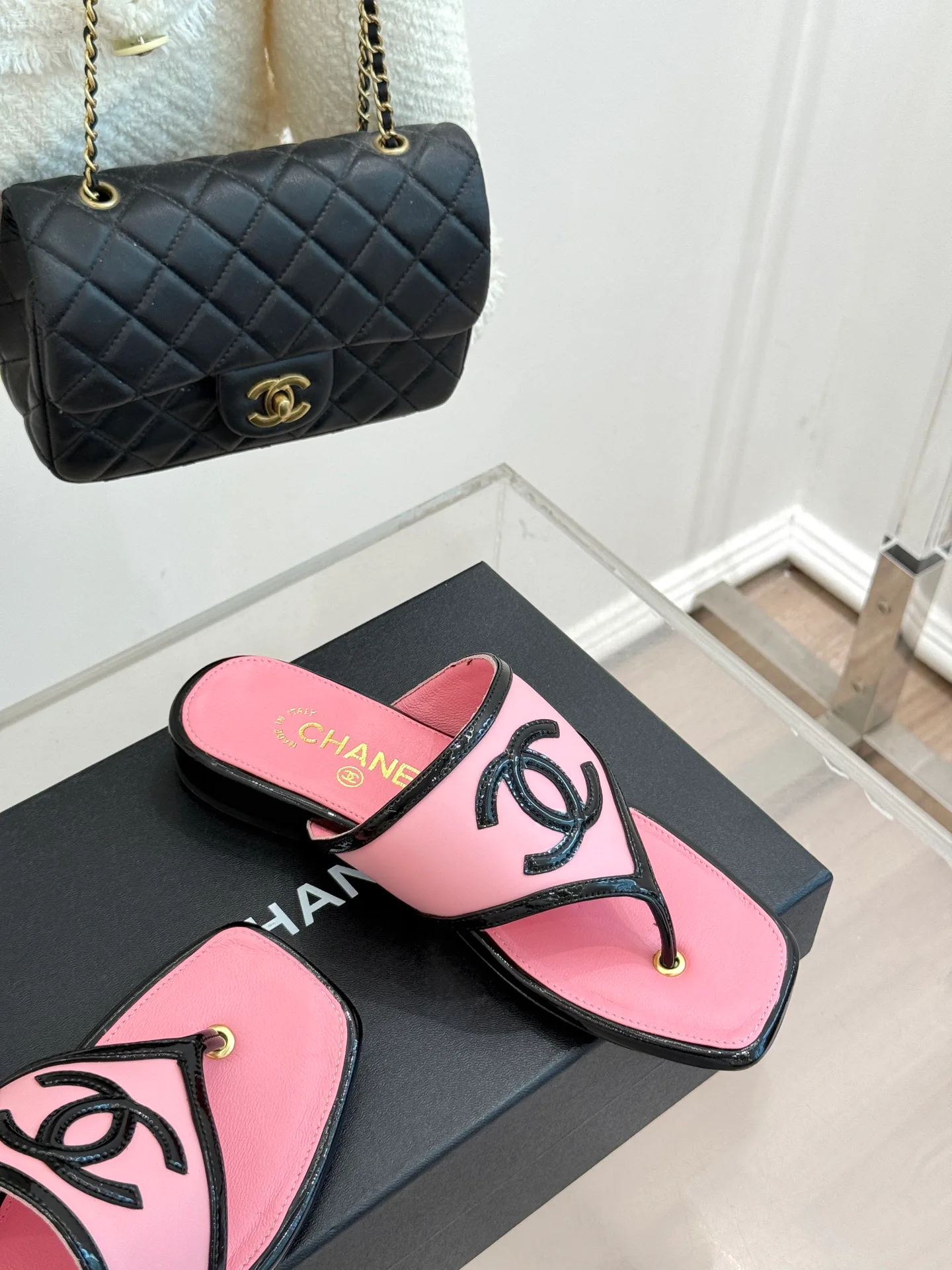 Women's Flip-Flops CHANEL 17425290