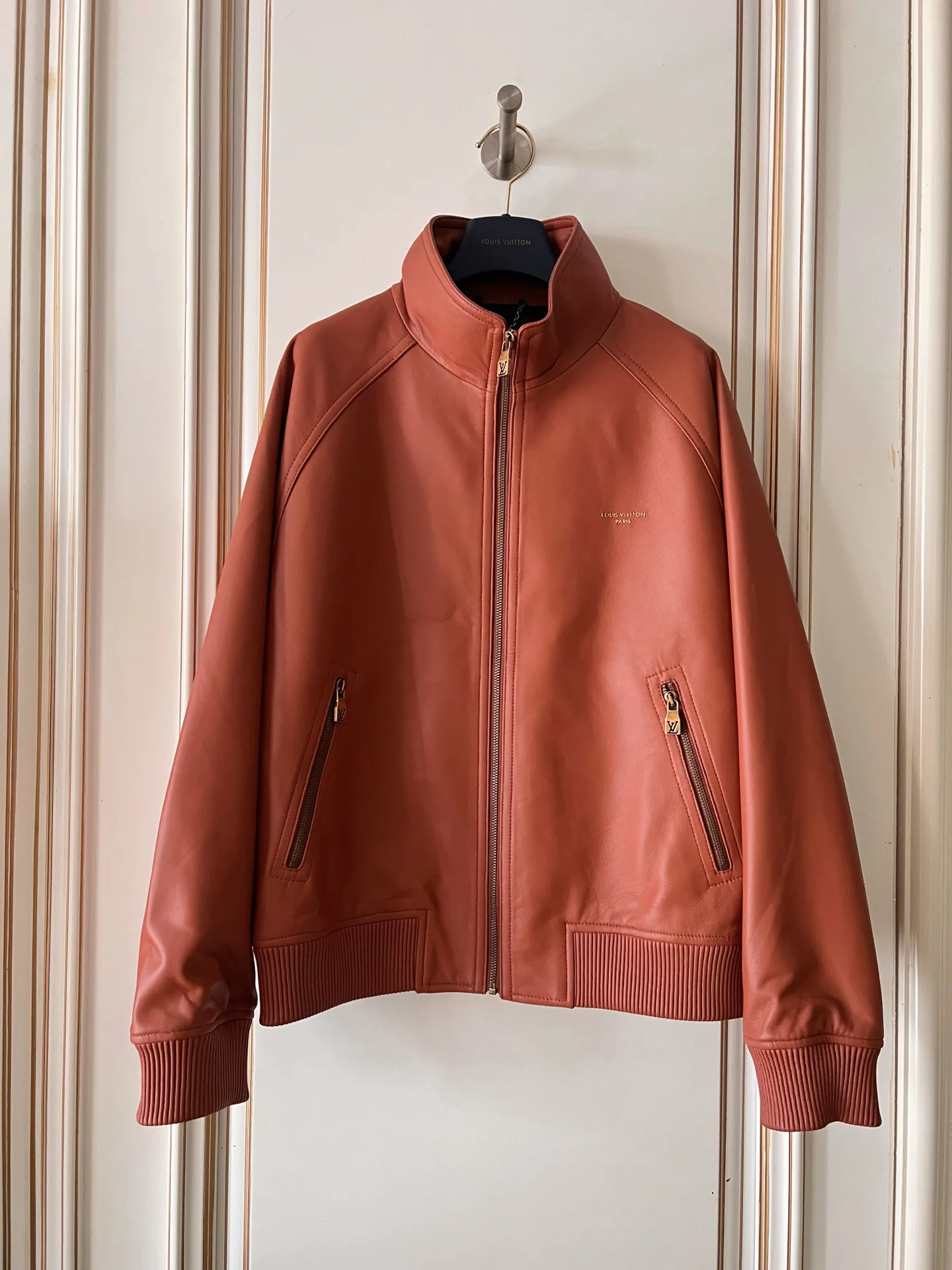 Women's Leather Jackets And Sheepskin Coats LOUIS VUITTON 18408998