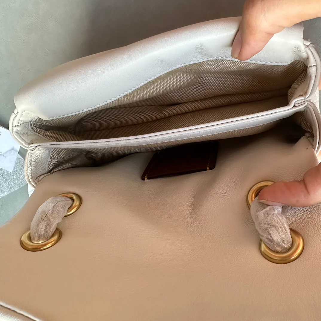 Women's Classic Handbags COACH 17960988