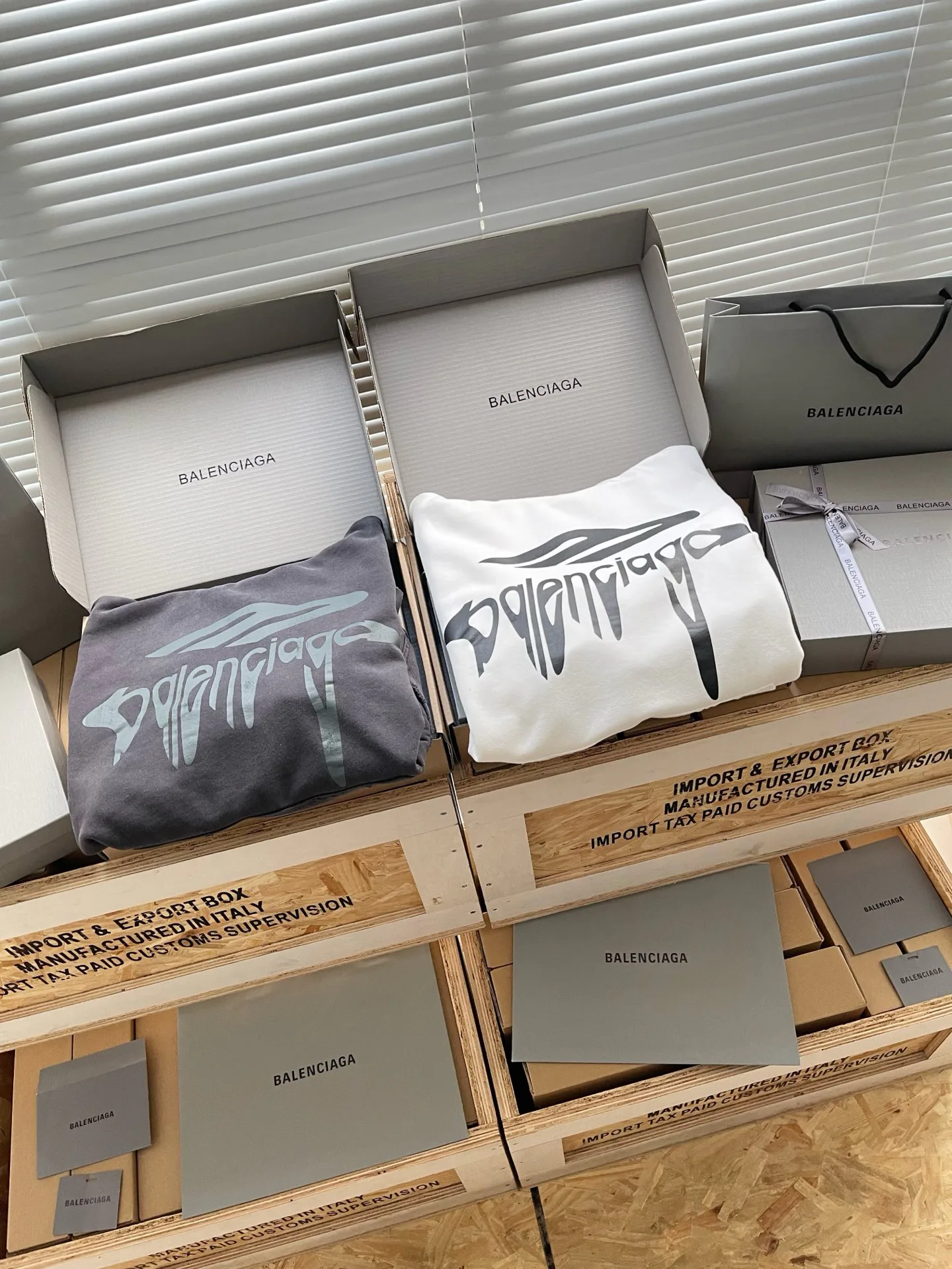 Men's T-Shirts BALENCIAGA 18153399