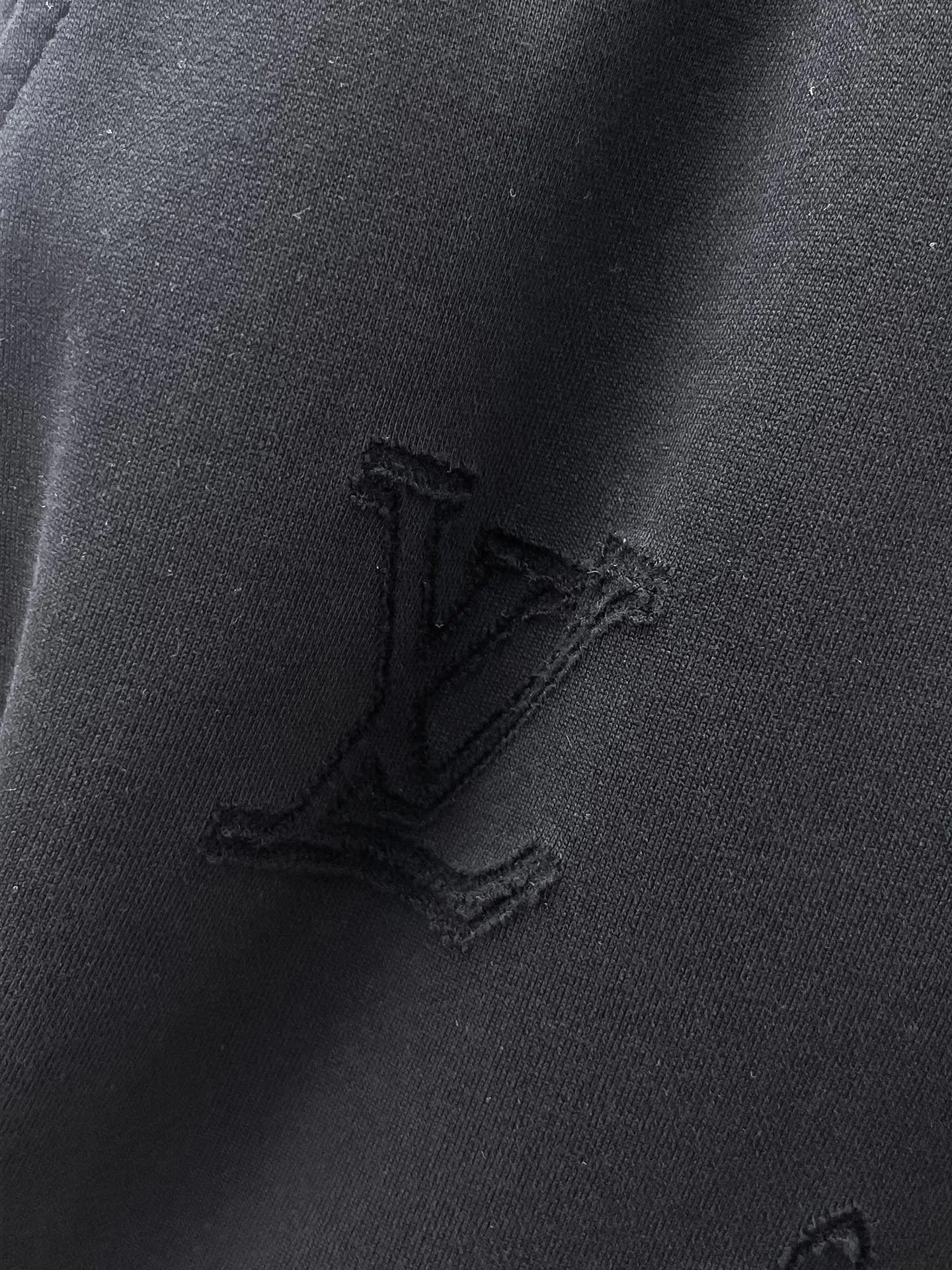Men's Trousers LOUIS VUITTON 18399424