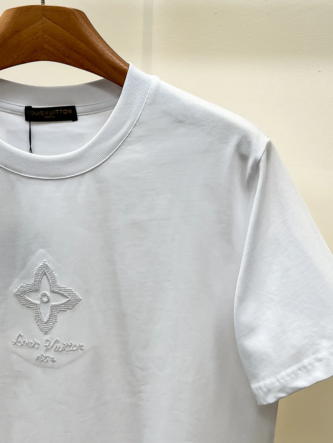 Men's T-Shirts LOUIS VUITTON 18499480