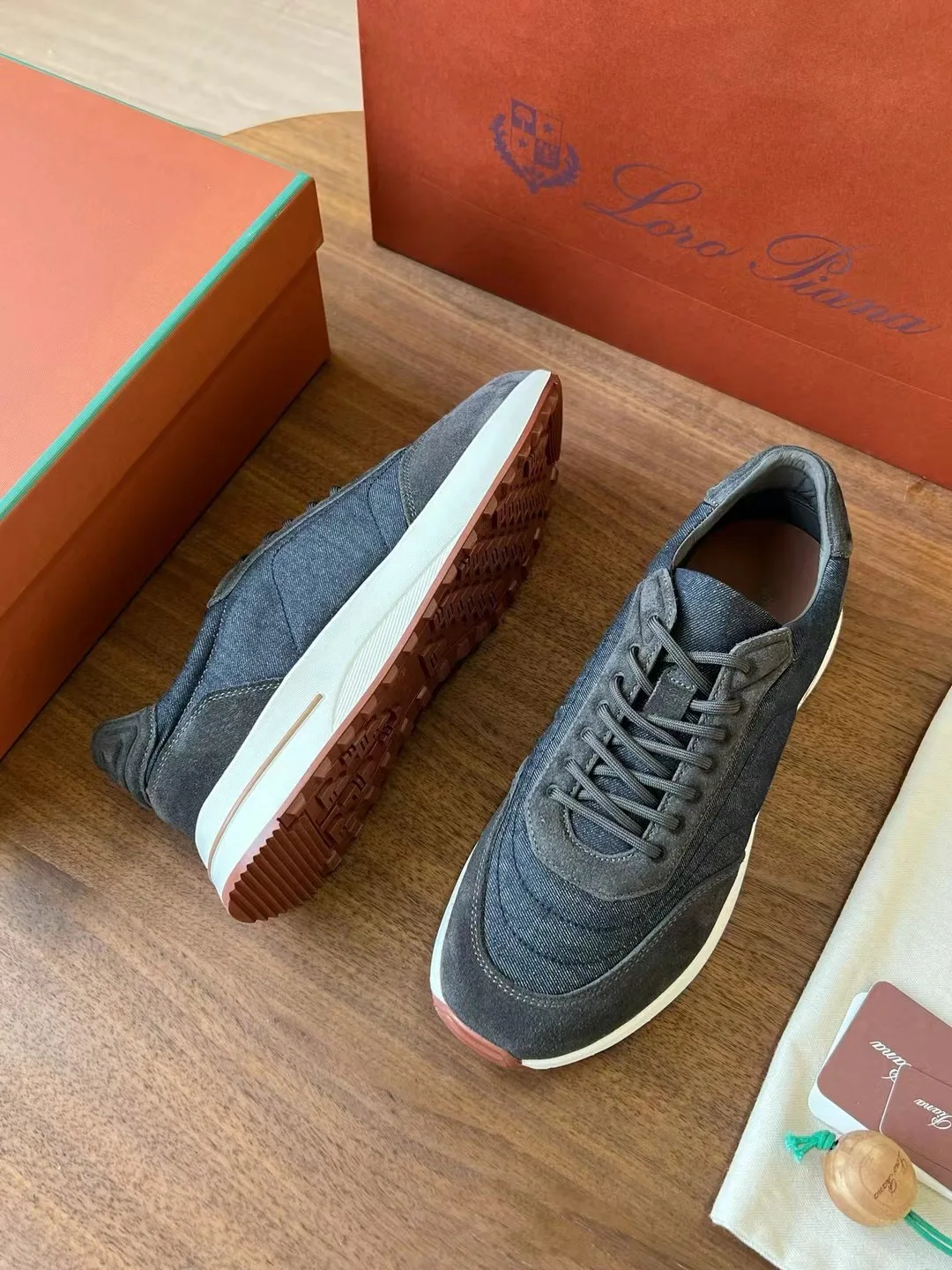 Men's Sneakers LORO PIANA 18382822