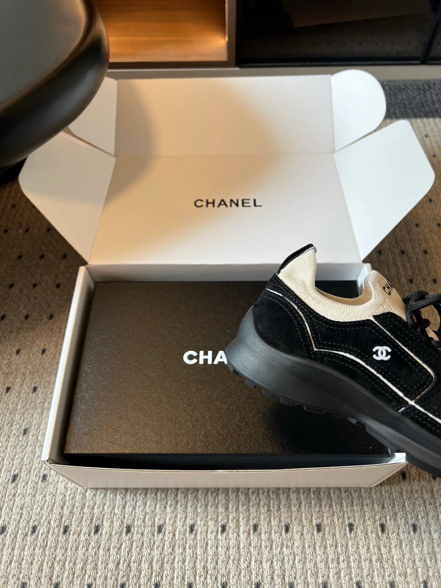 Women's Sneakers CHANEL 17793449