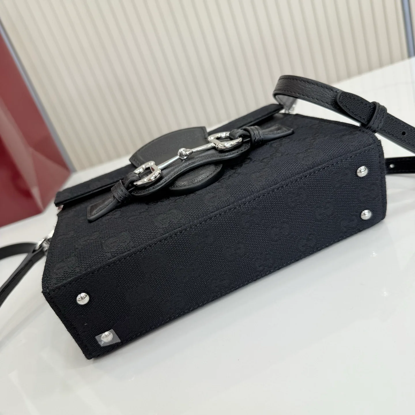 Women's Classic Handbags GUCCI 17947728