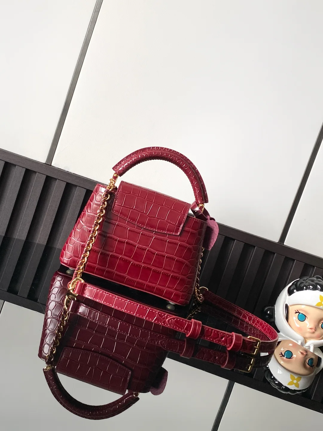 Women's Classic Handbags LOUIS VUITTON 18019353