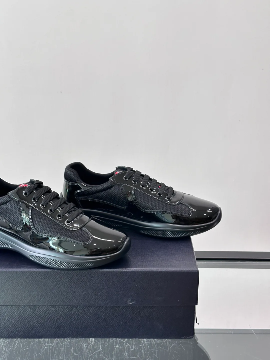 Men's Sneakers PRADA 18119246