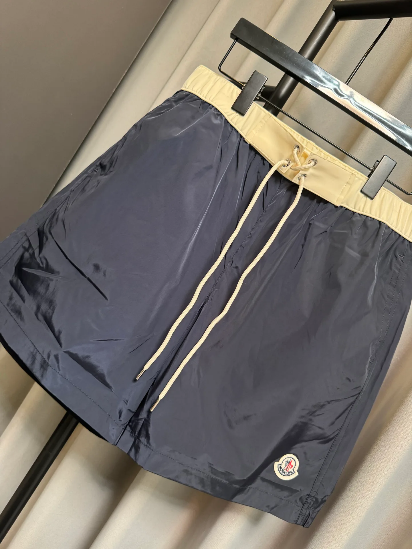 Men's Shorts MONCLER 17420979