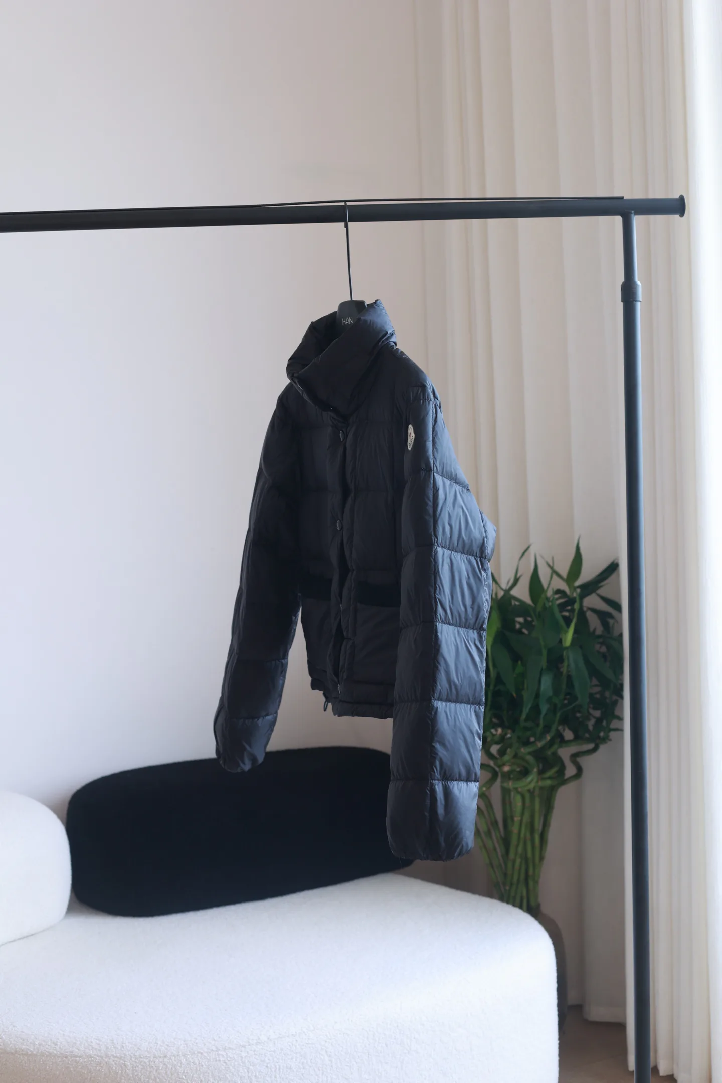 Women's Jackets And Down Jackets MONCLER 18184515