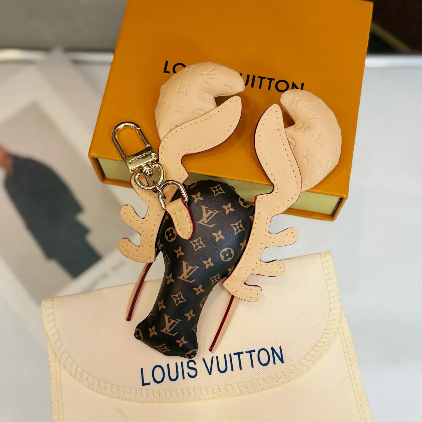 Key Cases LOUIS VUITTON 17451698