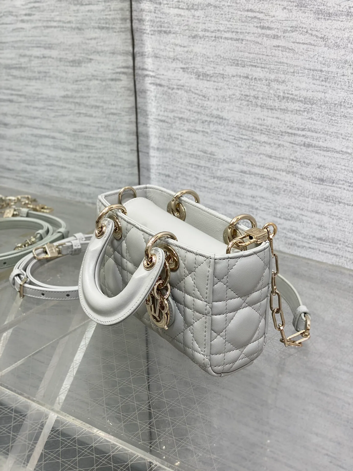 Women's Classic Handbags CHRISTIAN DIOR 17770417