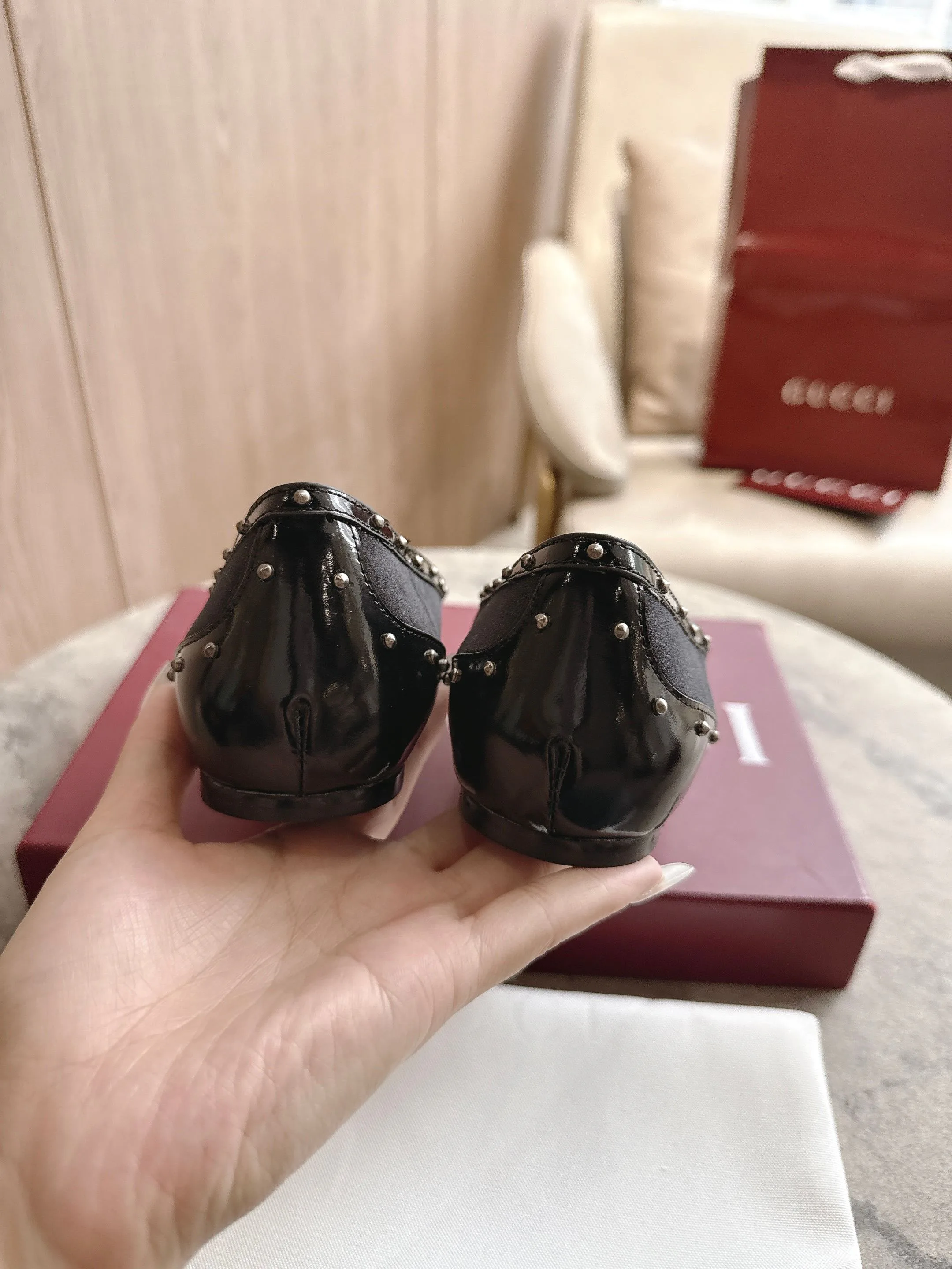 Women's Ballet Flats GUCCI 17371692