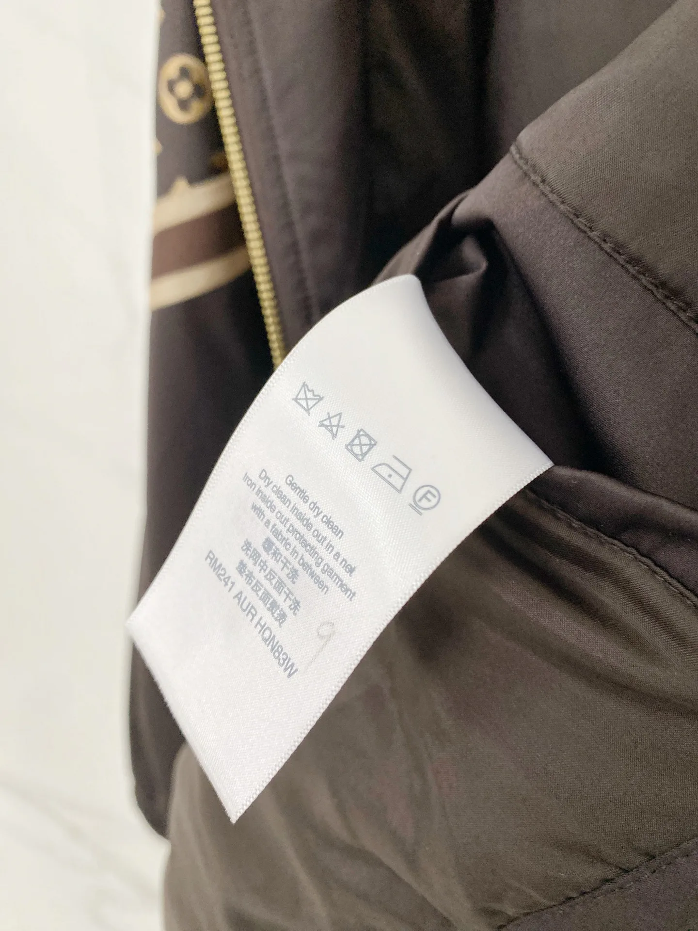 Men's Jackets And Down Jackets LOUIS VUITTON 18178772