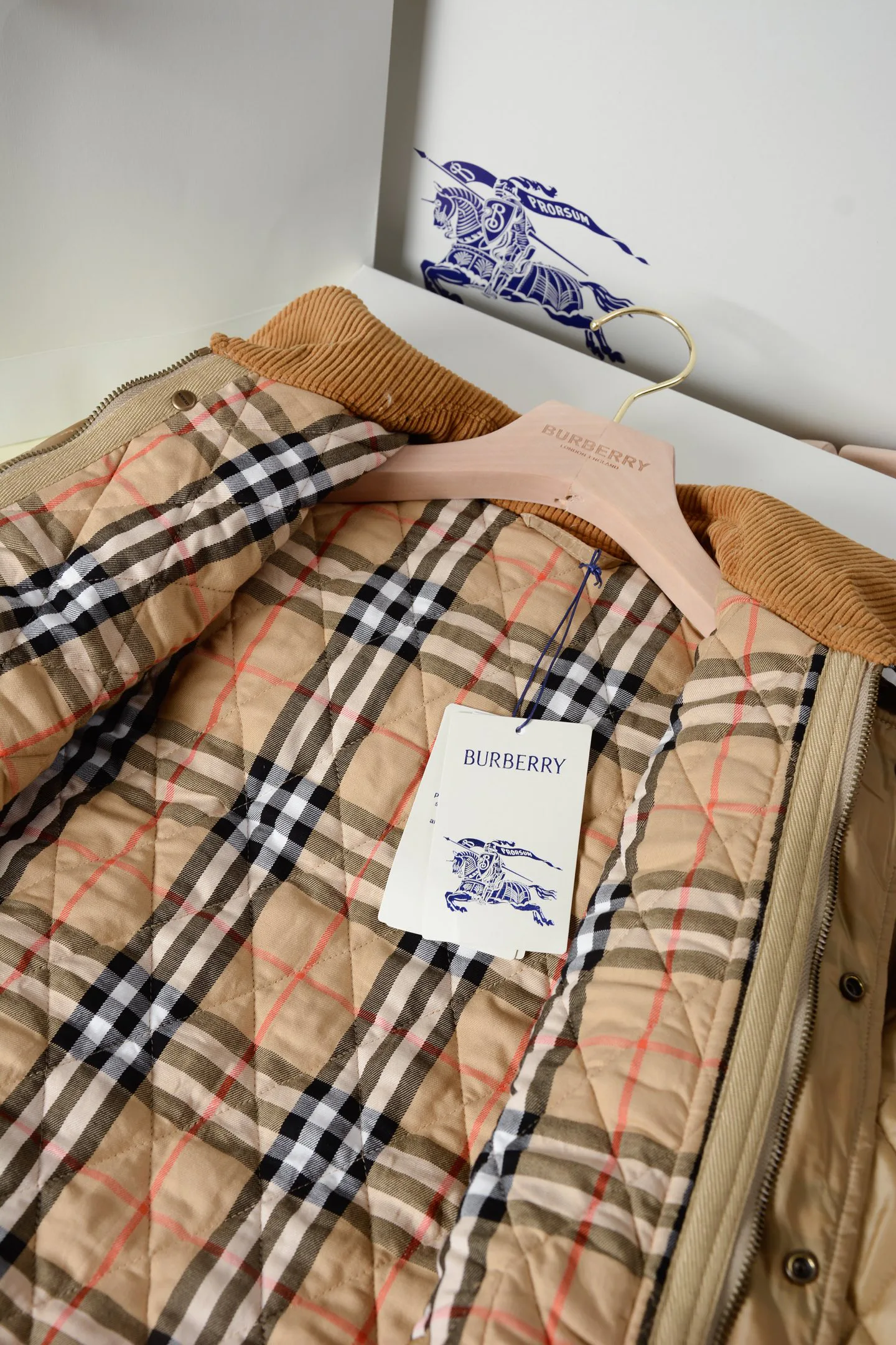 Women's Jackets And Down Jackets BURBERRY 18512998