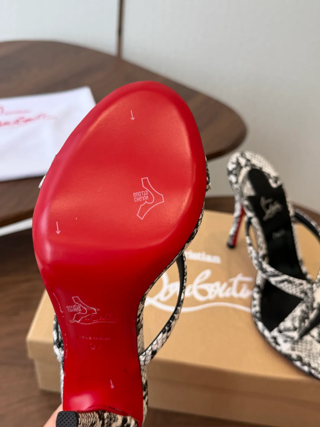 Women's Open-Toe Sandals CHRISTIAN LOUBOUTIN 18183080