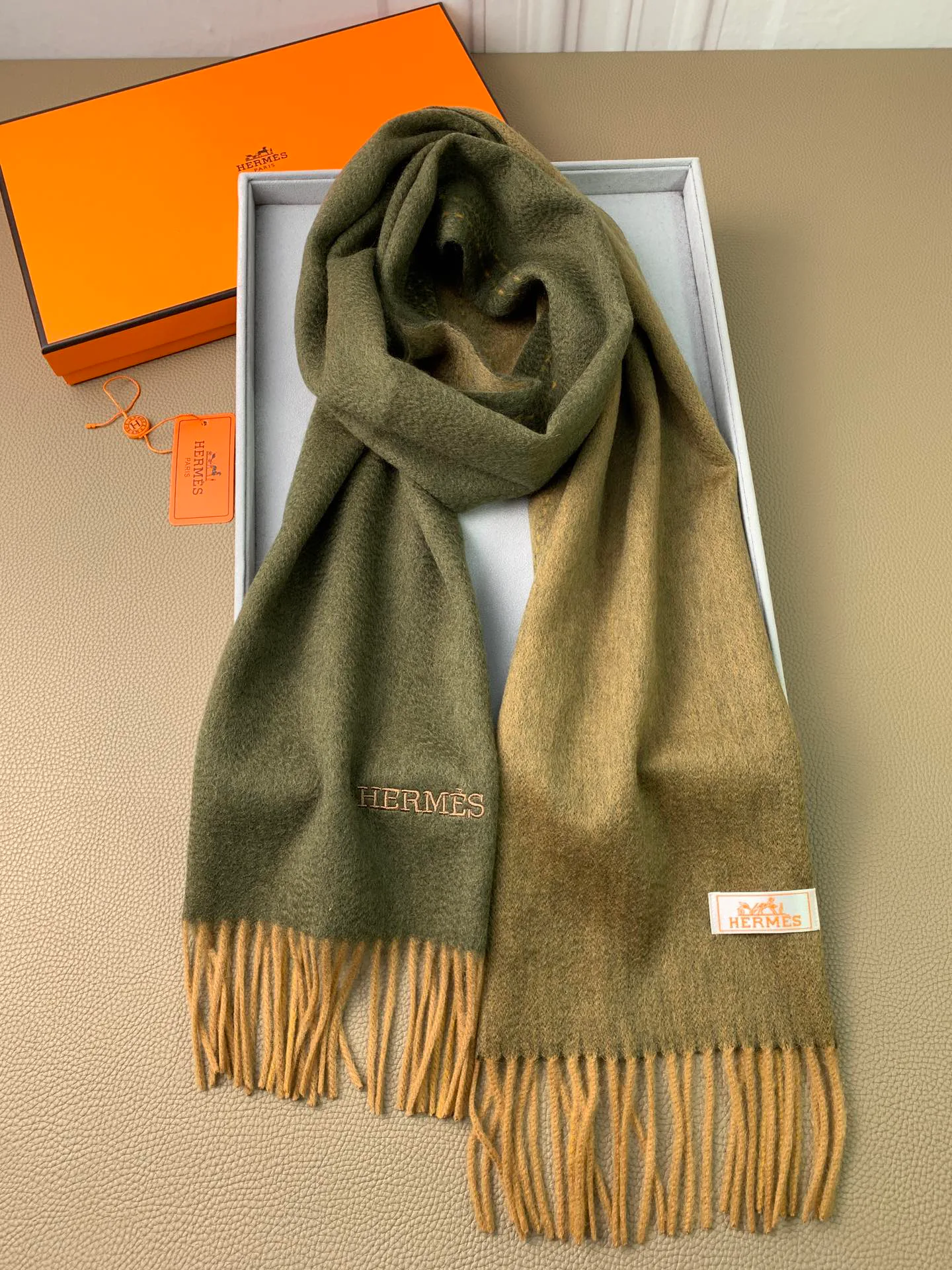 Scarves HERMES 18525773