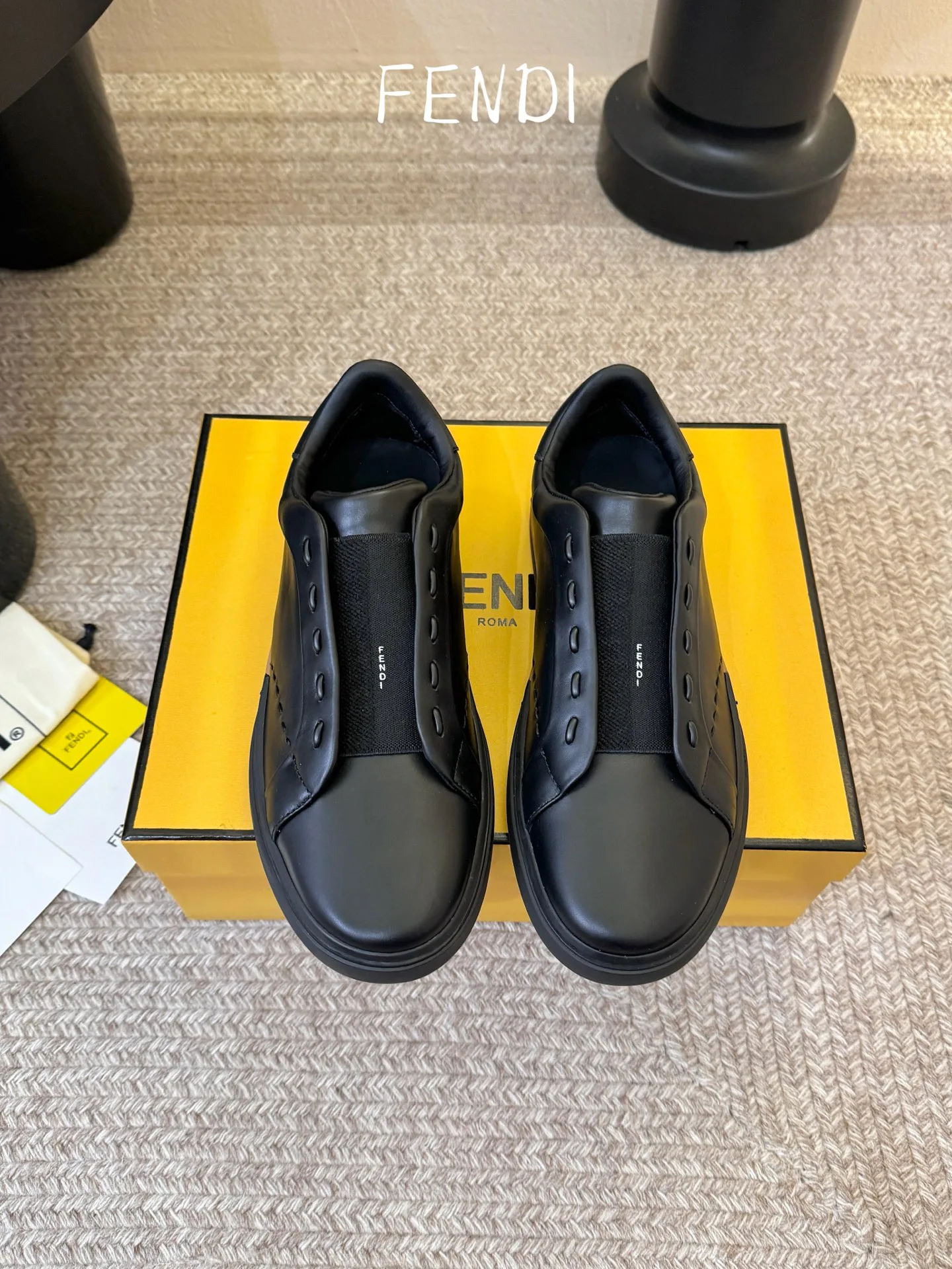 Women's Sneakers FENDI 17562242