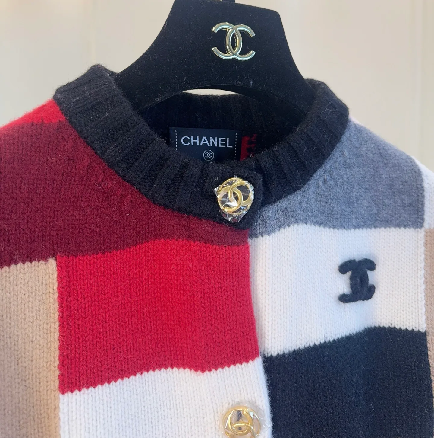Women's Jumpers And Sweaters CHANEL 18238036