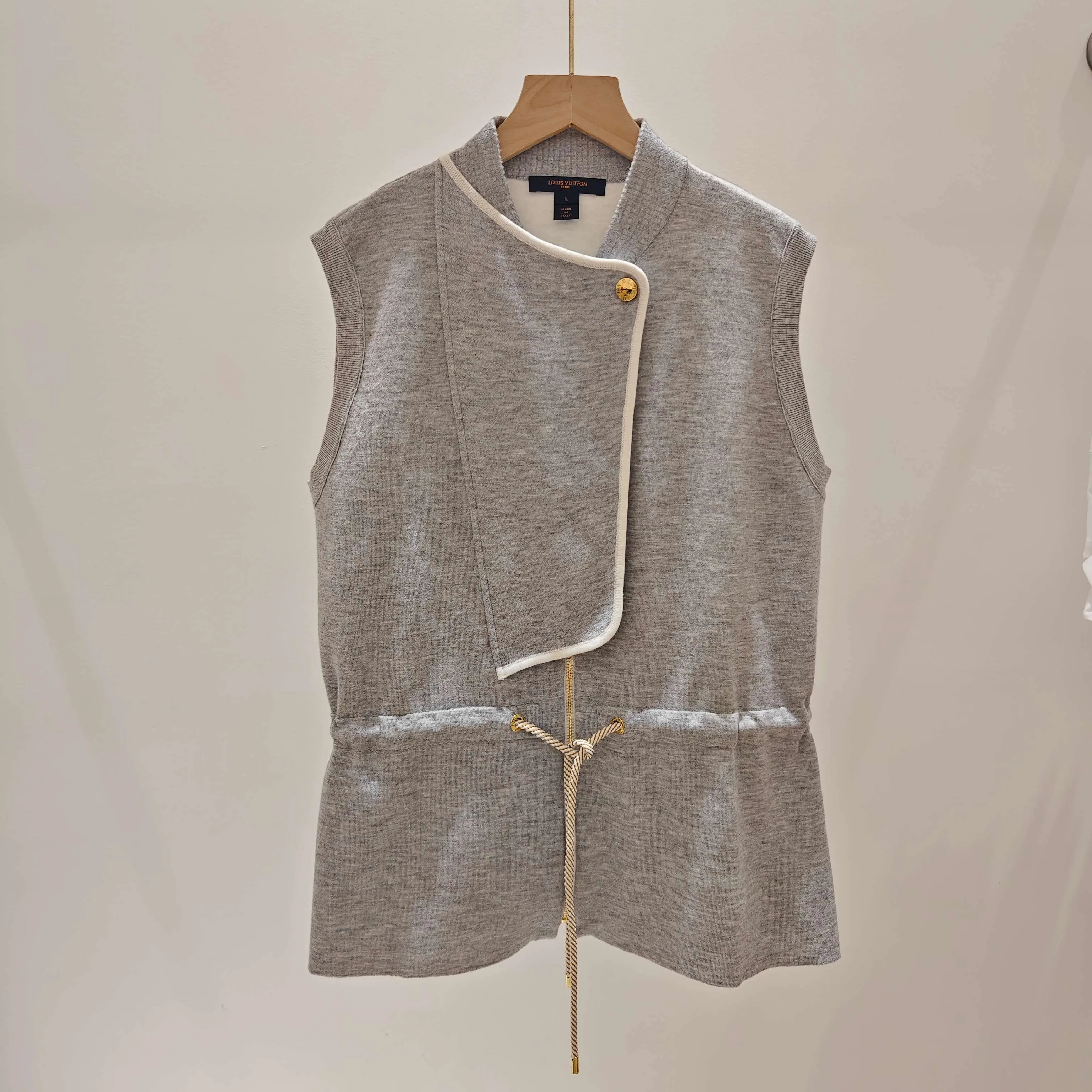 Women's Vests LOUIS VUITTON 18184370