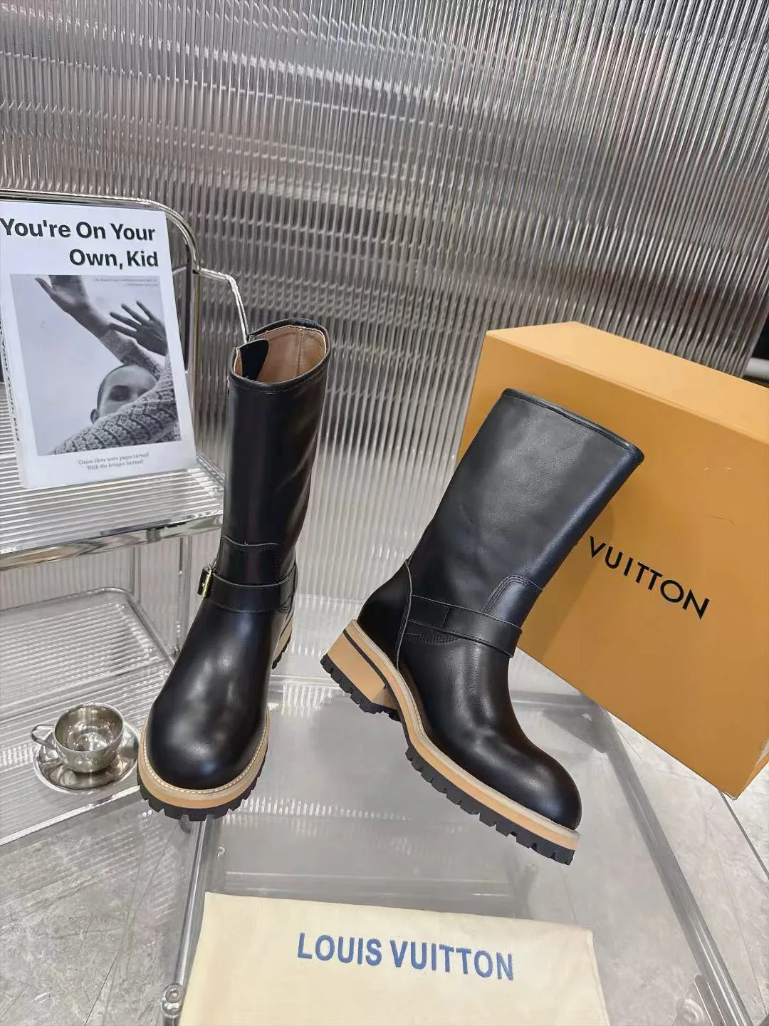 Ботинки Женские Louis Vuitton 18665261