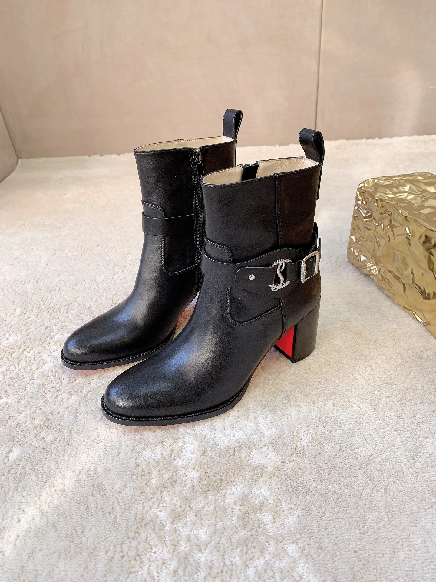 Women's Booties CHRISTIAN LOUBOUTIN 17962785